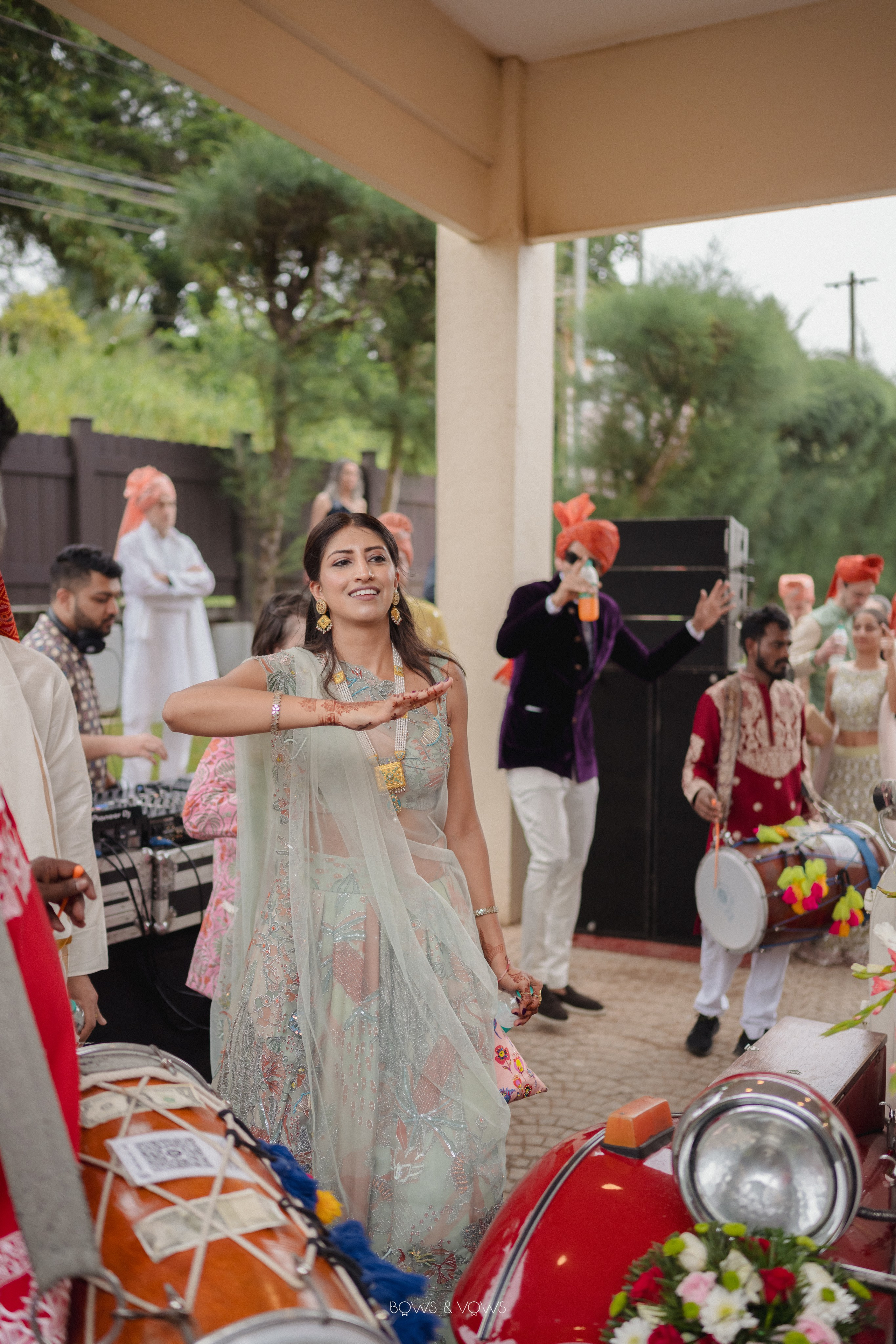 SANAYA & REID. WEDDING PHOTO COLOR GRADING