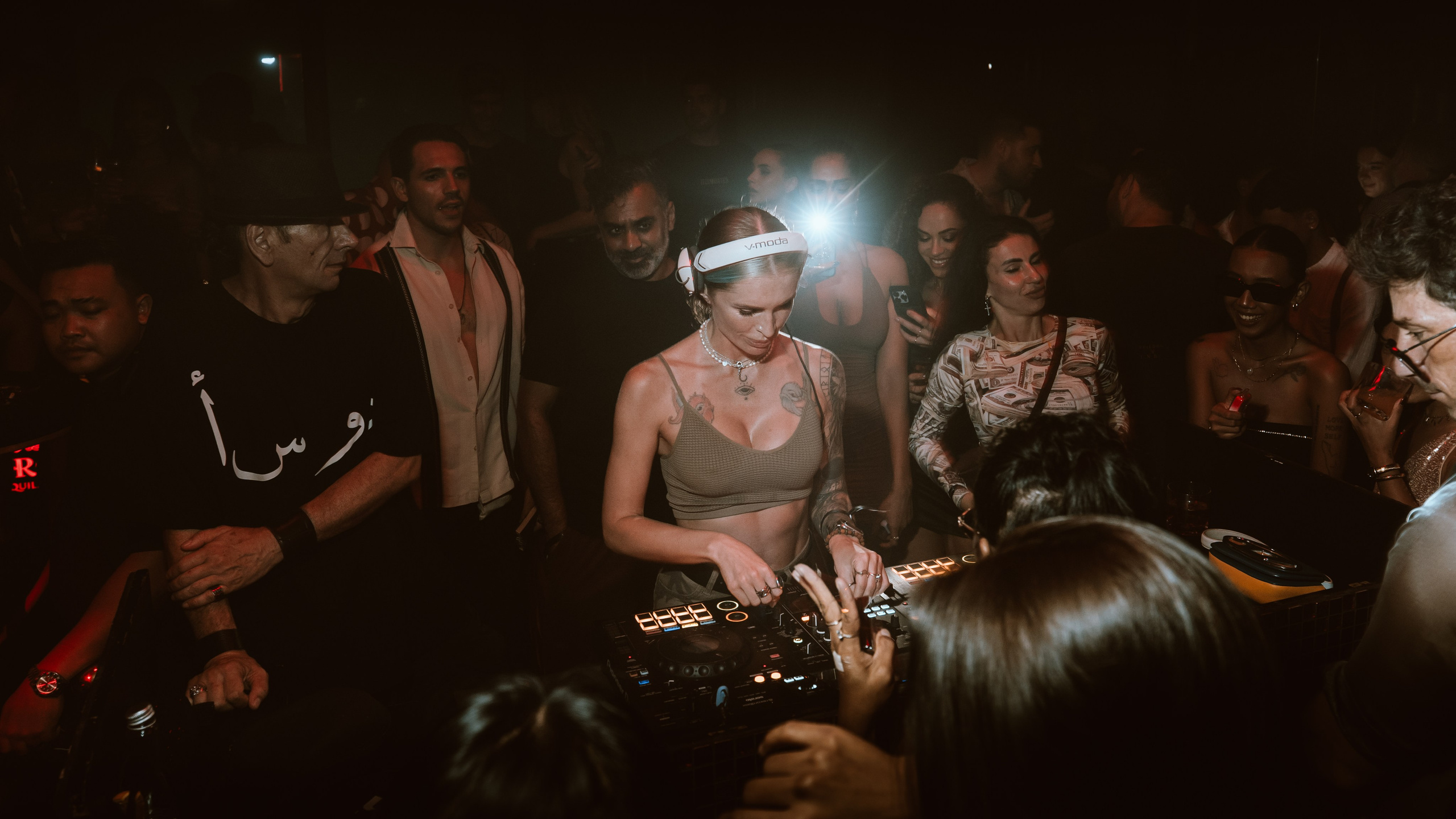 Sen Sanik, American music producer performance at GOB. Коммьюнити фотограф, Москва, Сергей Зворыгин