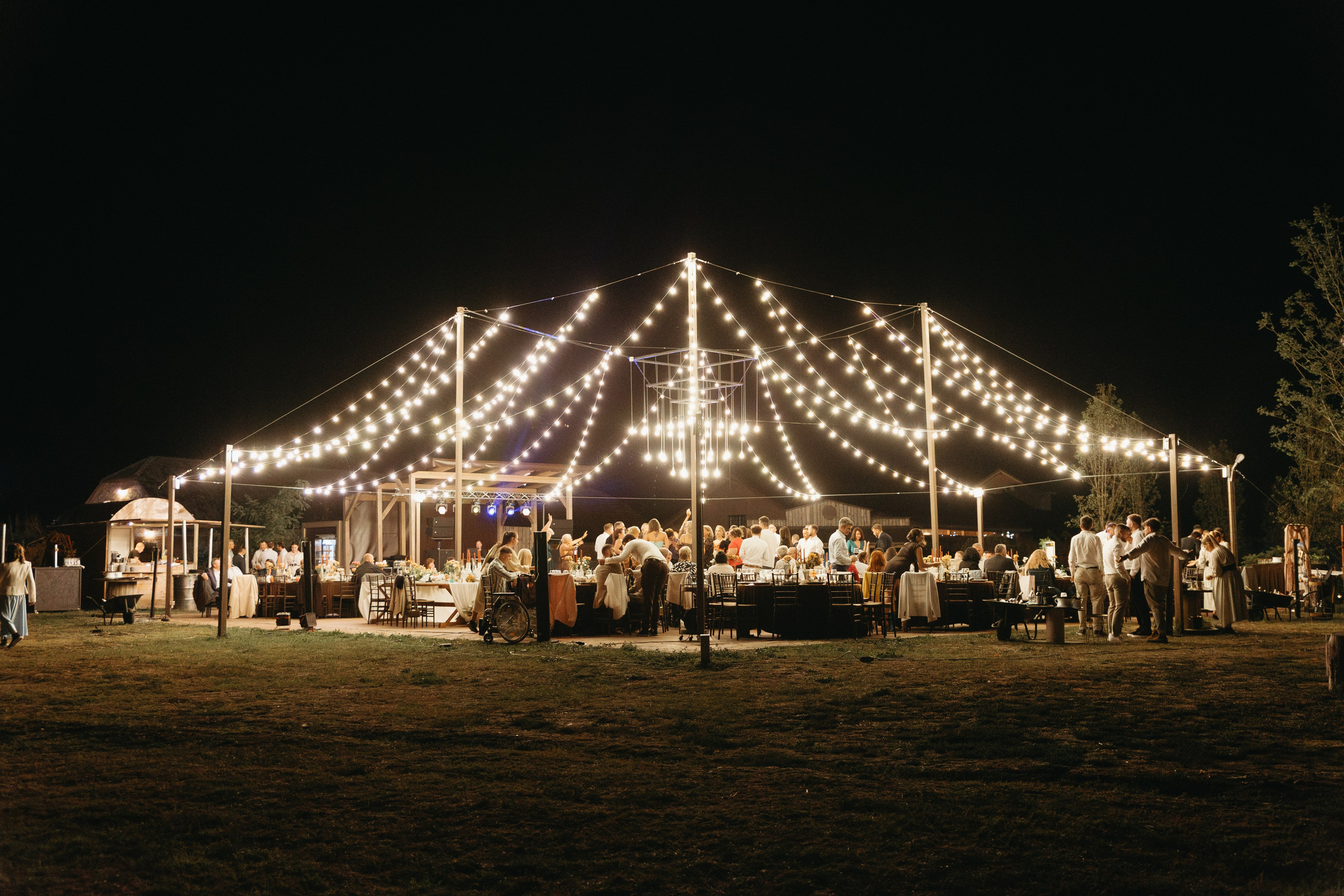 Wedding at Province Timisoara | Cristina & Robert. Wedding photographer and videographer based in Timisoara, Romania