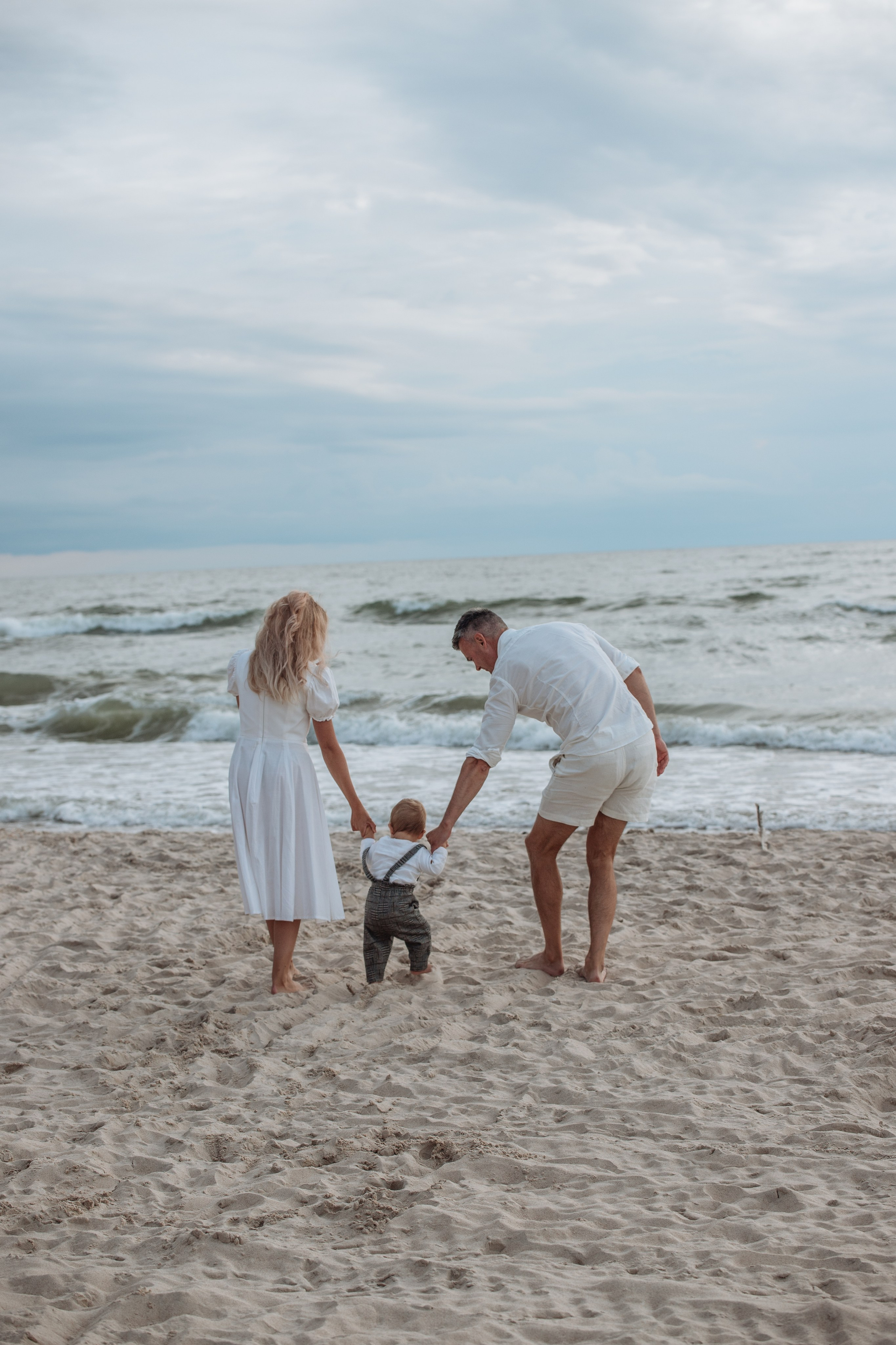 Jolita, Rolandas ir Manuel. Wedding, christening and family photographers in Vilnius, Lithuania