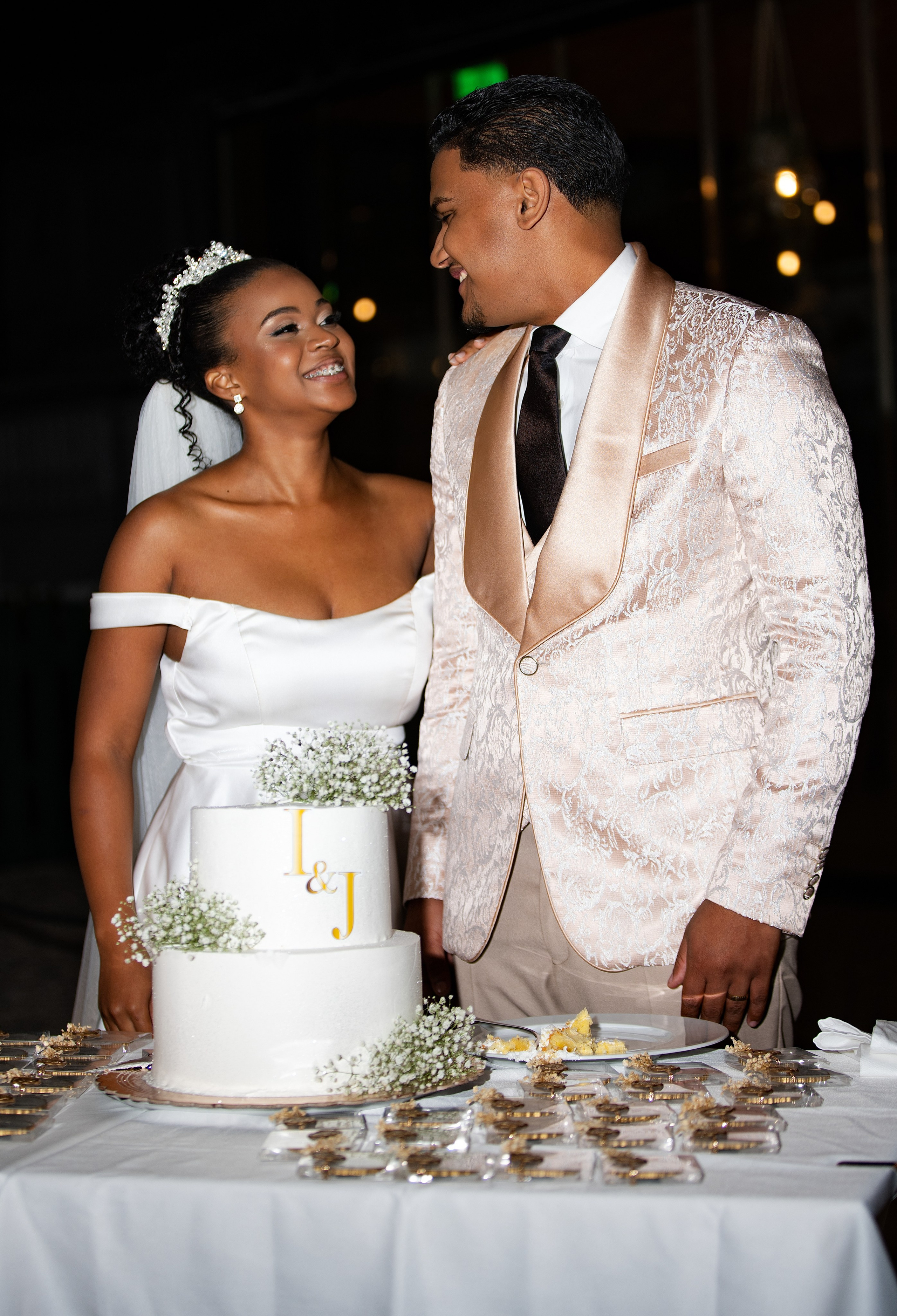 Elizandra & Joel. Fazemos o seu casamento ser lembrado por gerações