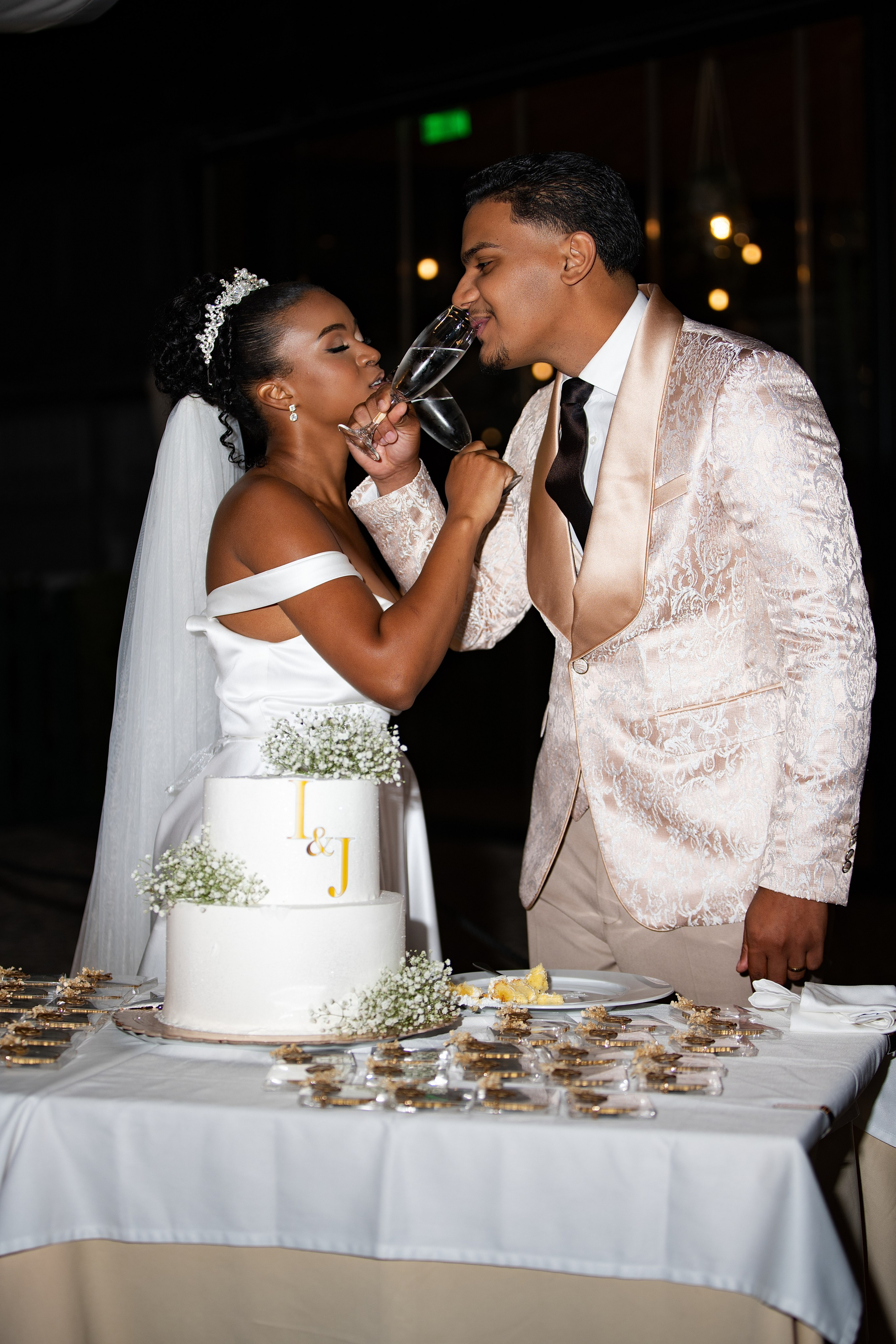 Elizandra & Joel. Fazemos o seu casamento ser lembrado por gerações
