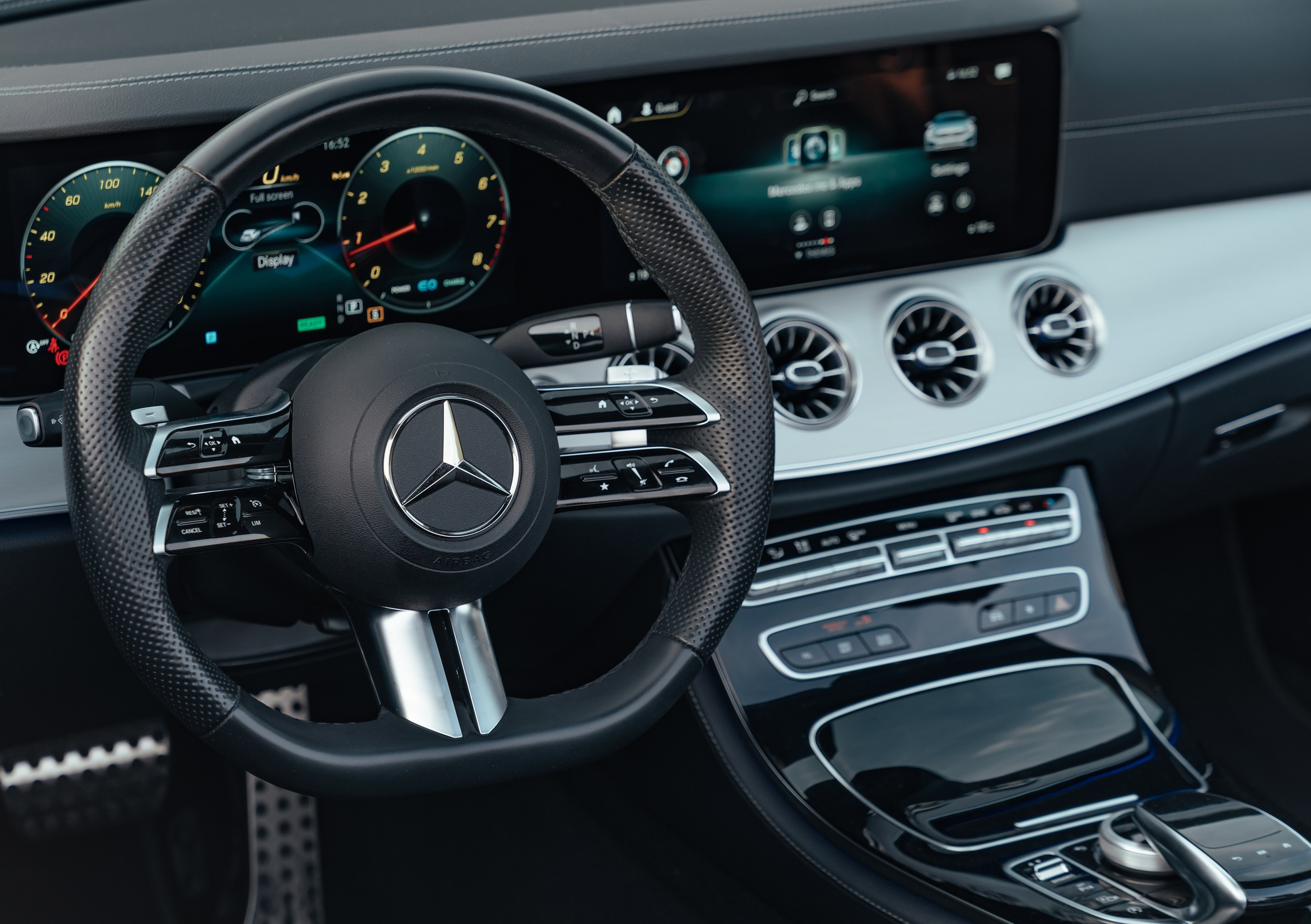 Cars. Photographer in Dubai | Dmitriy Gromov — Photoshoots, Events & Luxury Photography