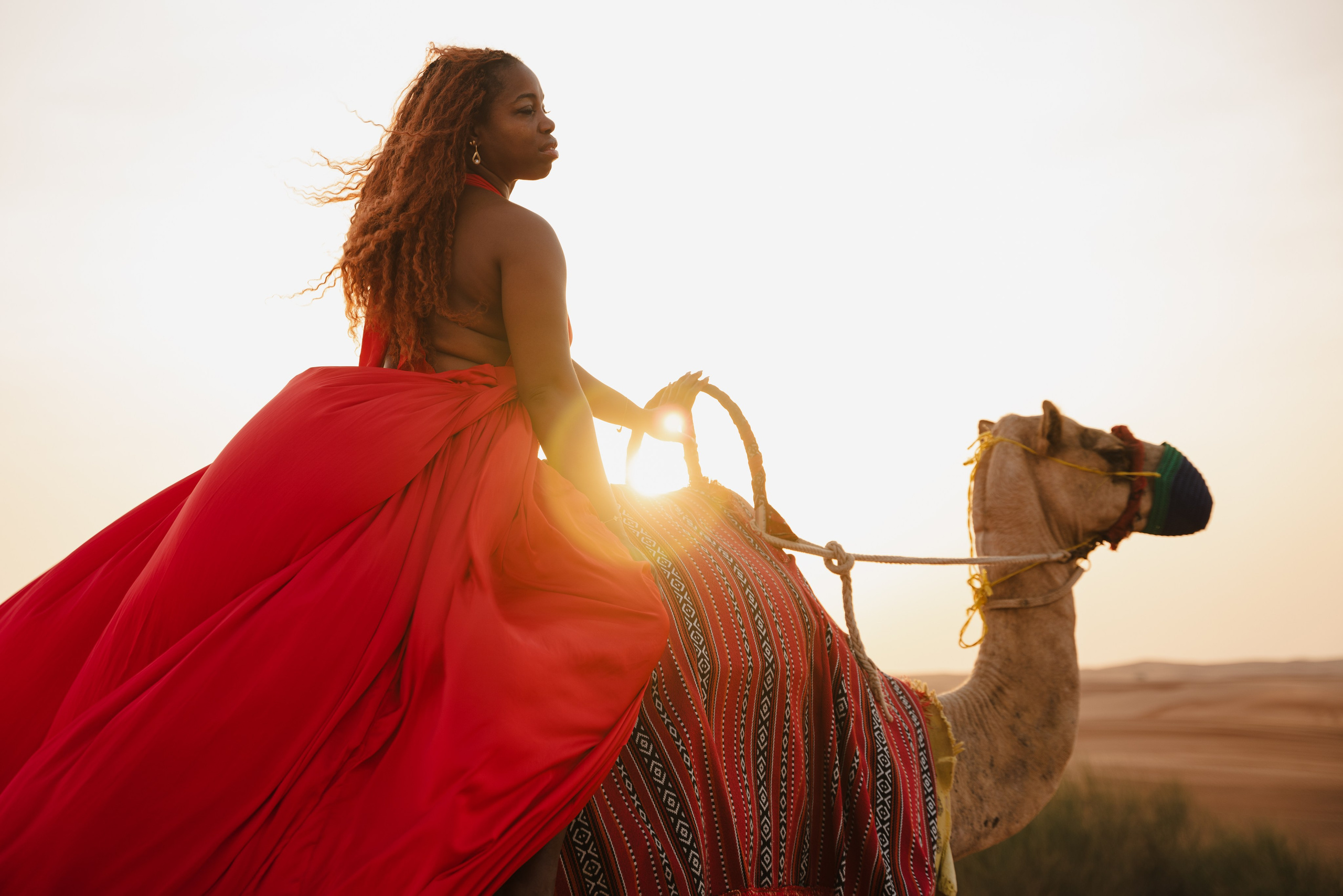 With horses and camels. Photographer in Dubai | Dmitriy Gromov — Photoshoots, Events & Luxury Photography