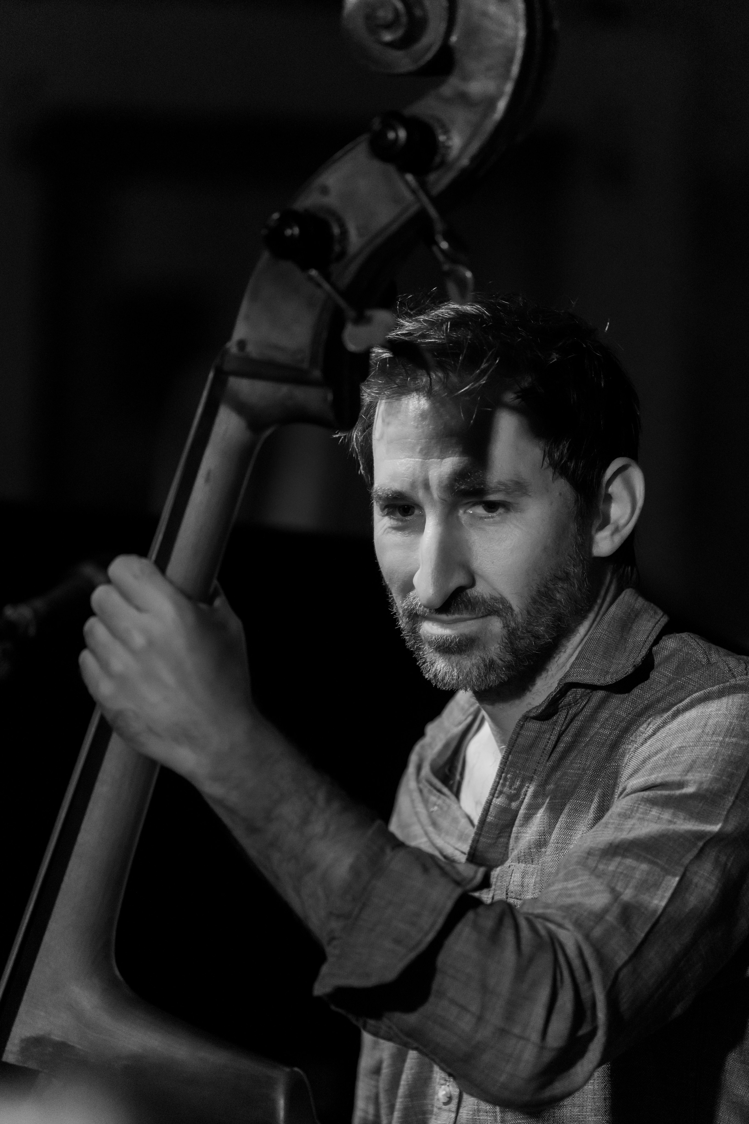 Reportage photo du concert de Beyrouth-Express au Château de Montcherand. Photographe à Genève - Eugenia Andres