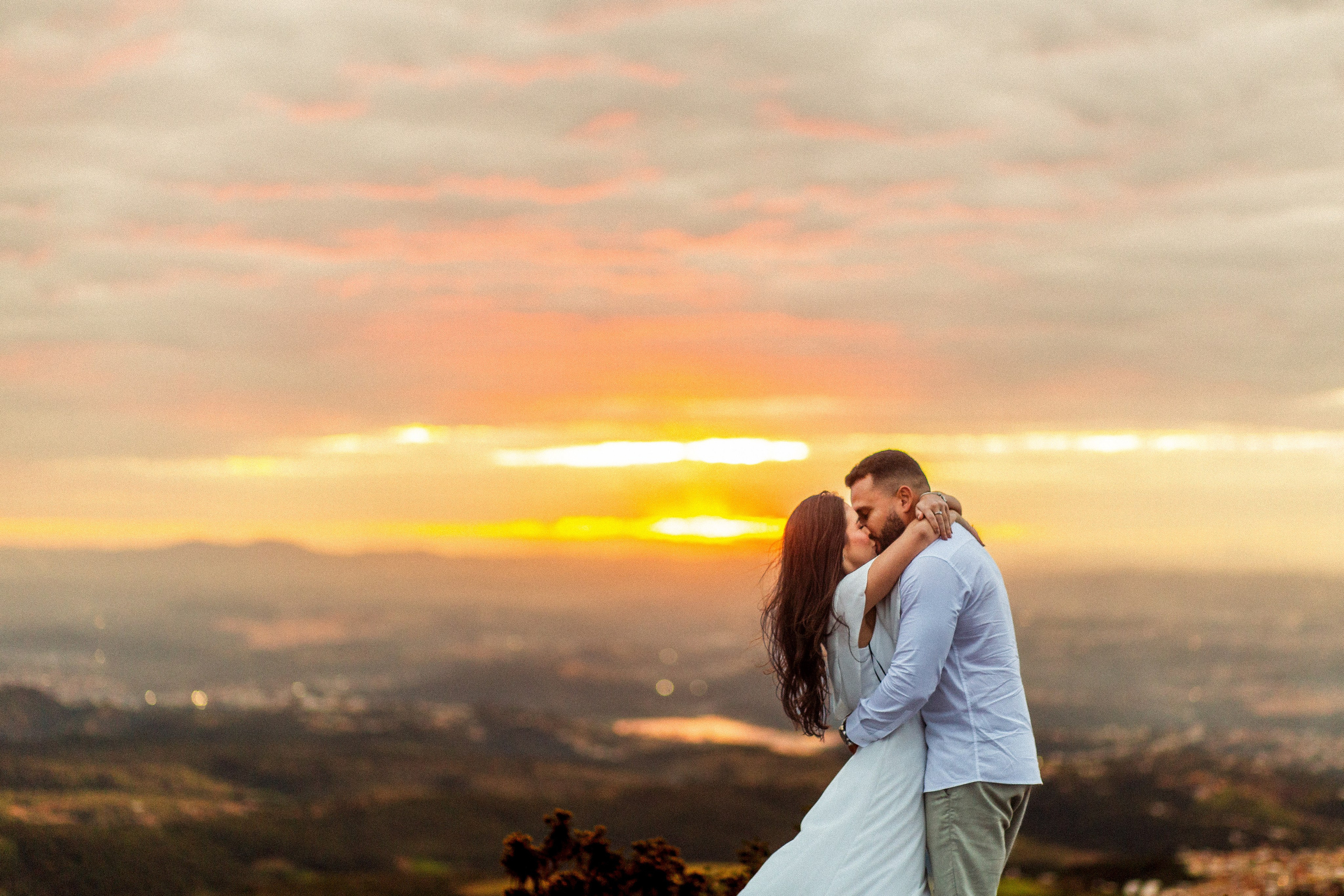 R & T — NÃO TEM BASE UM PRÉ WEDDING DESSE!!!!. Fotografia de casamento em Belo Horizonte