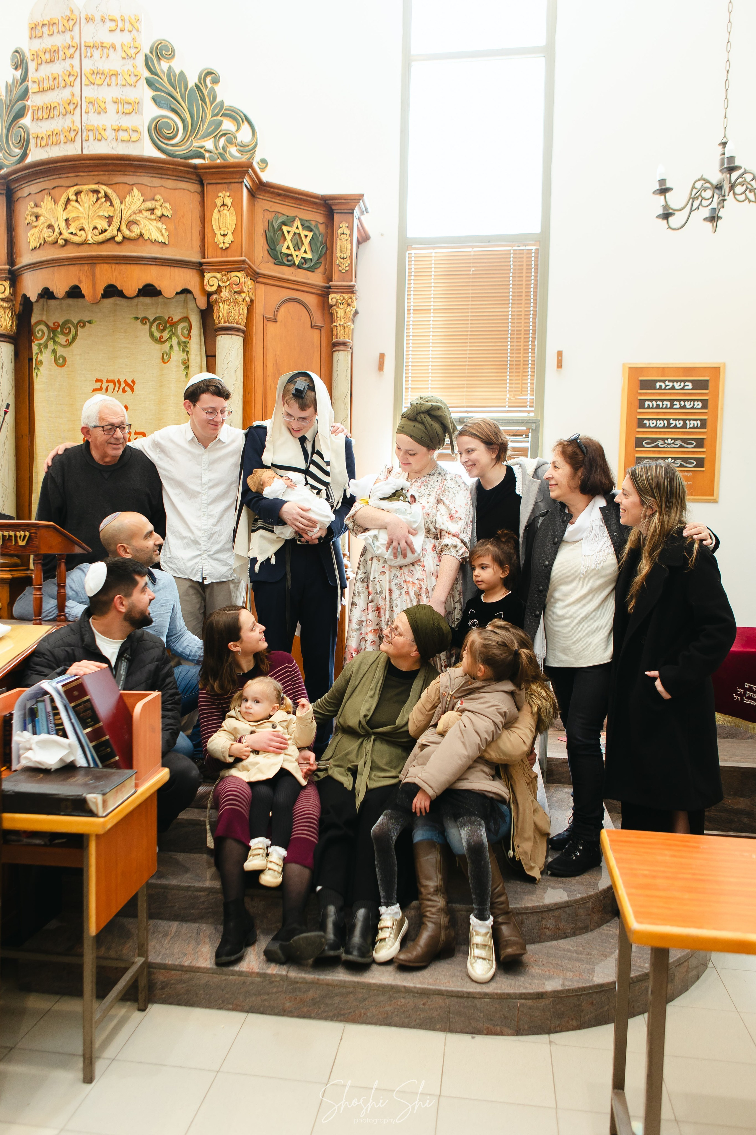 BRIT TWINS. Https://shi-photo.com/