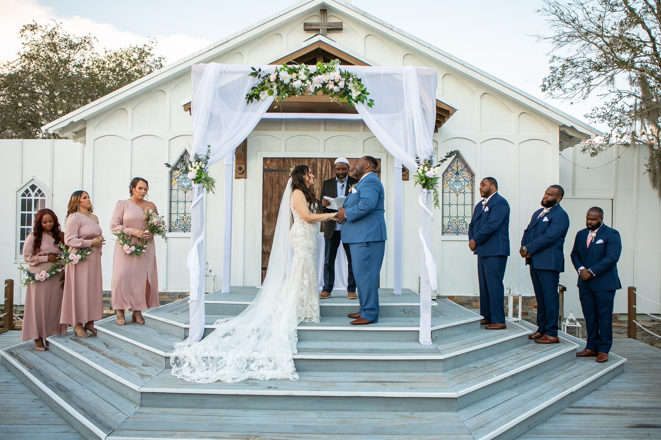 Michael & Raquel’s Wedding in Hidden Barn Venue in Apopka Fl. Lana Photography — Wedding & Family Photographer in Florida & Beyond