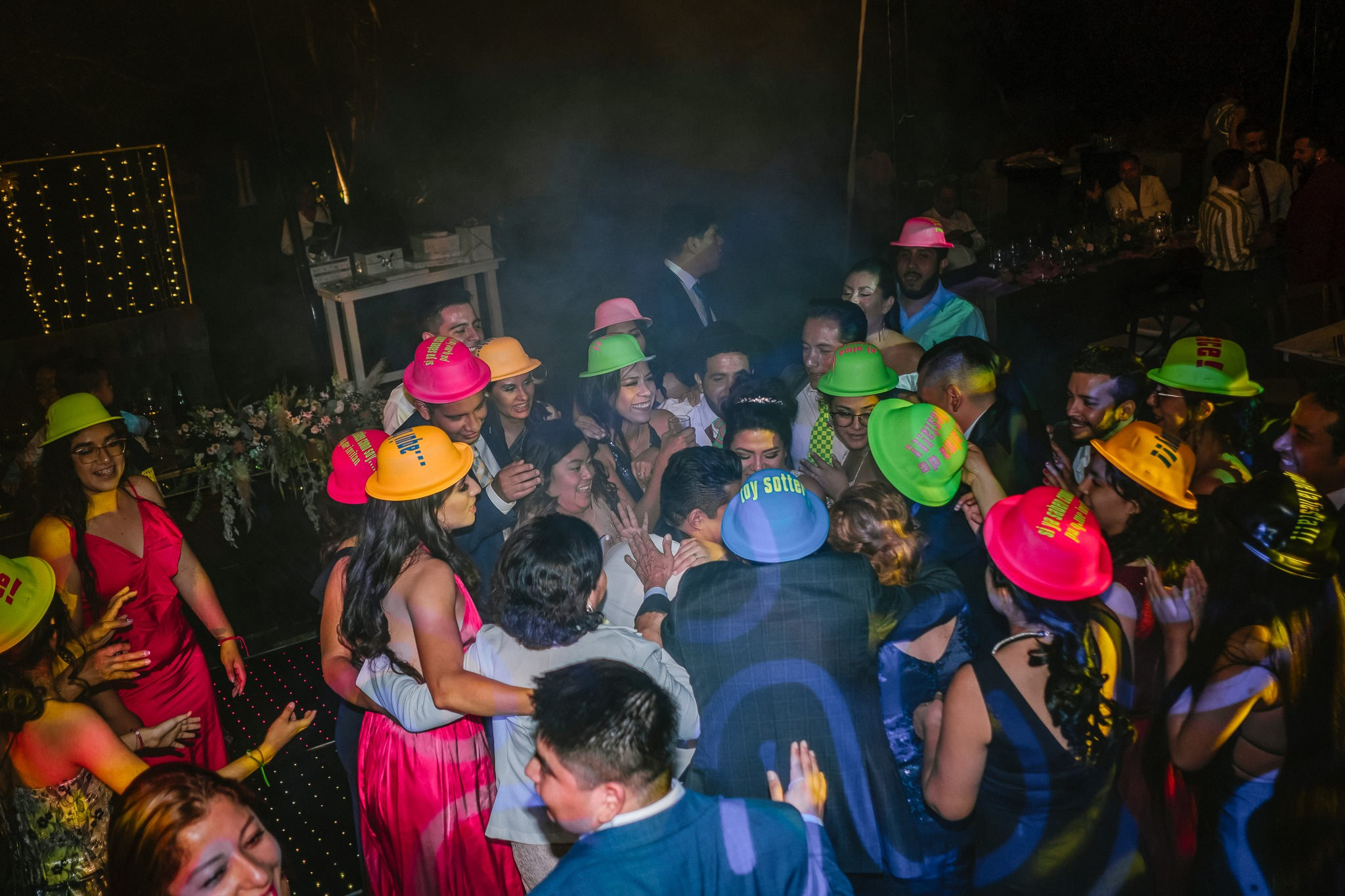 Yenisel & Raul / Tepoztlan. Wedding and family photographer in Mexico City