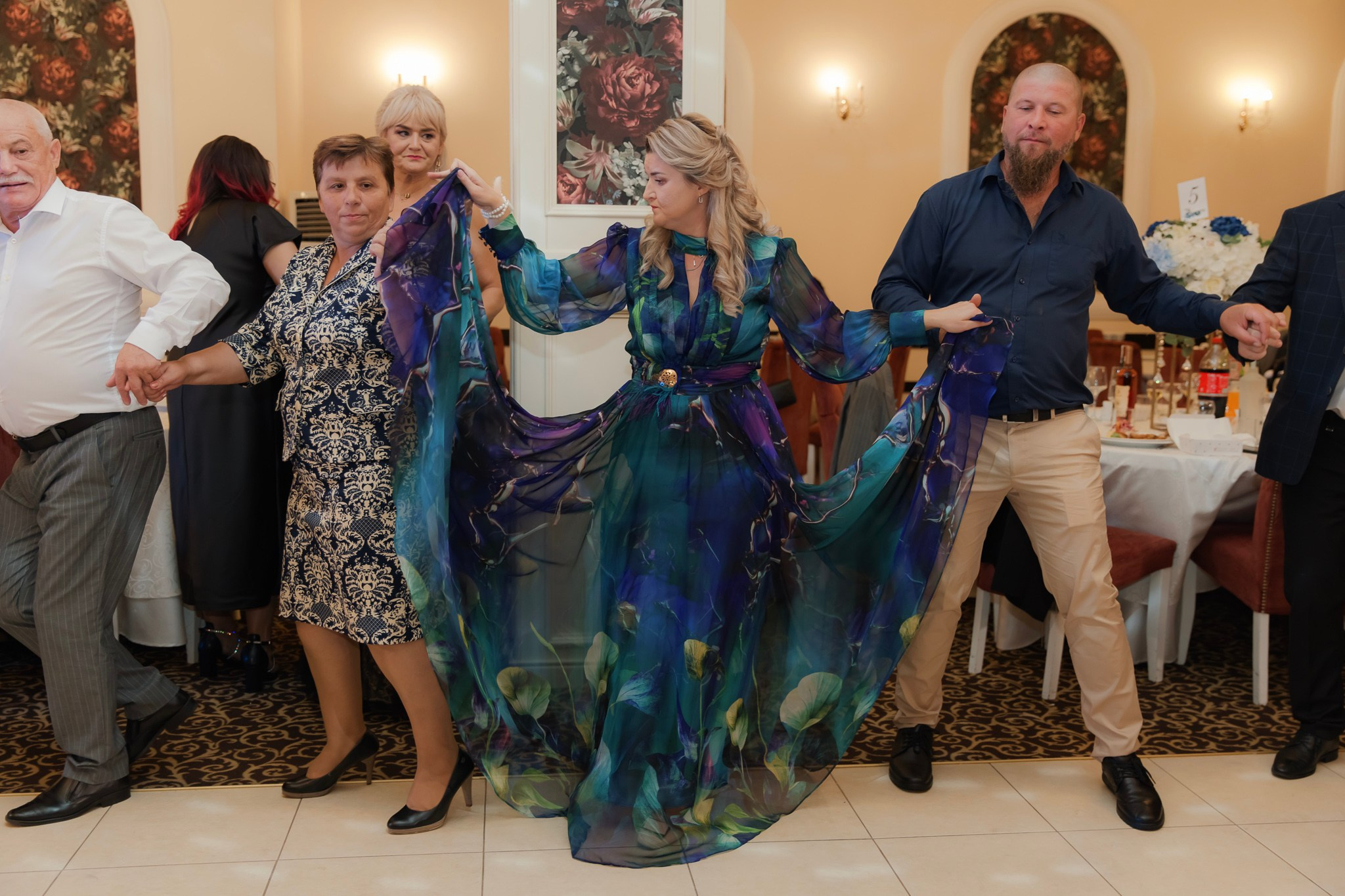 Mihai & Oana. Servicii foto-video profesionale, pentru momente de neuitat