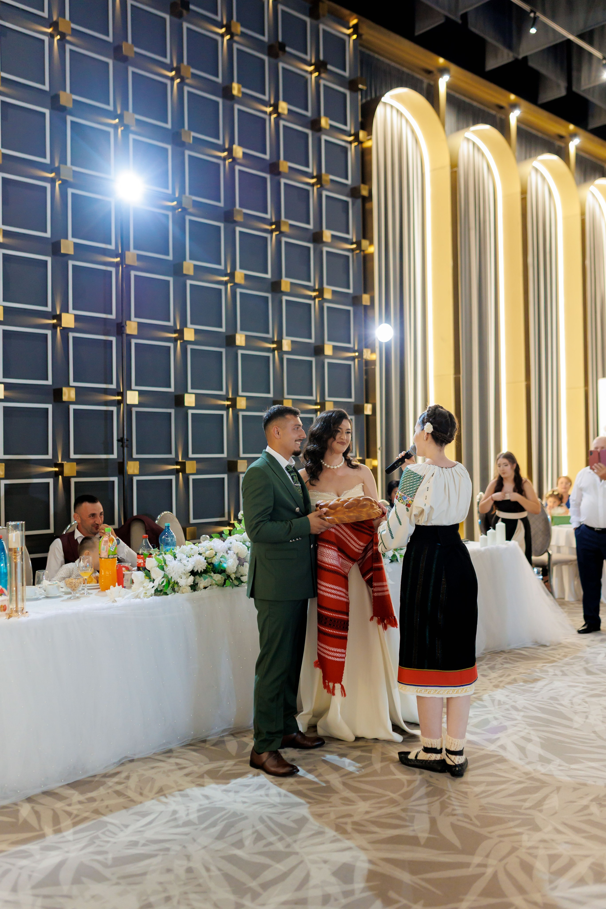 Nunta Nicoleta & Răzvan | Fotografie & Videografie Profesională. Servicii foto-video profesionale, pentru momente de neuitat