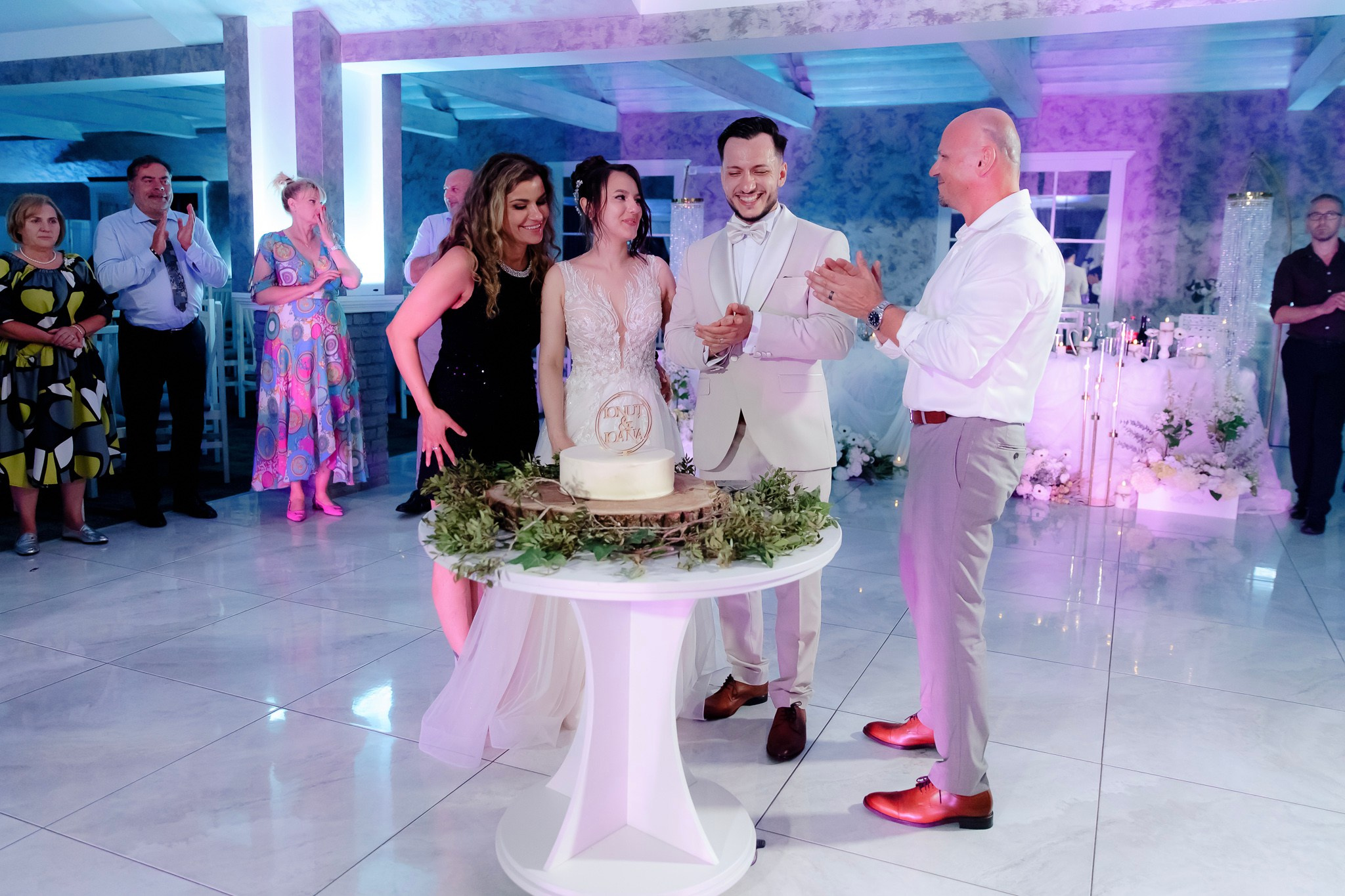 Ioana & Ionuț | Nuntă de poveste la Păstrăvăria Poiana din Mălini județul Suceava. Servicii foto-video profesionale, pentru momente de neuitat