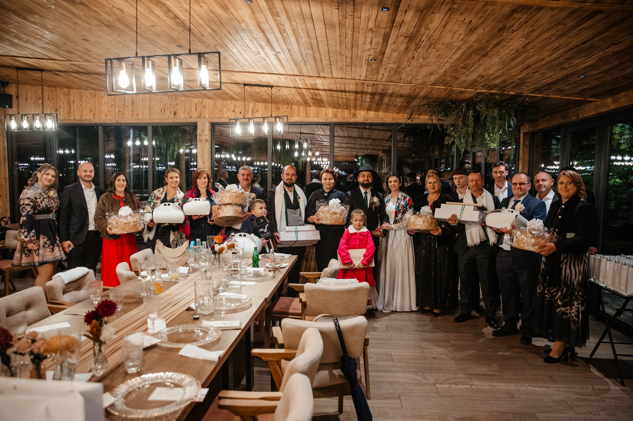 Nunta de Poveste la Sucevița: Cristi și Andreea. Servicii foto-video profesionale, pentru momente de neuitat