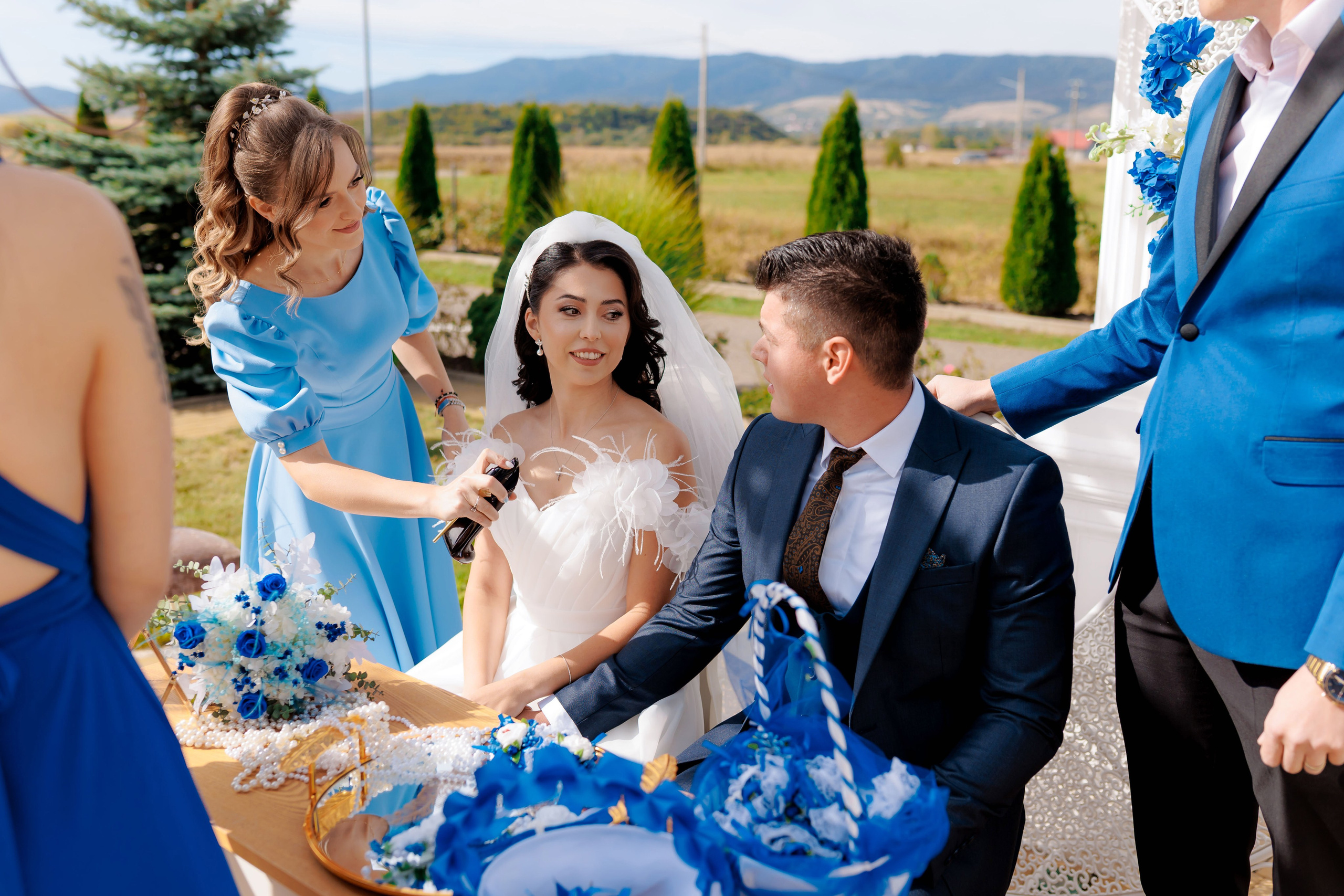 Loredana & Emilian – Ziua Nunții | Videografie - fotografie Botez Suceava, Iași, Botoșani. Servicii foto-video profesionale, pentru momente de neuitat