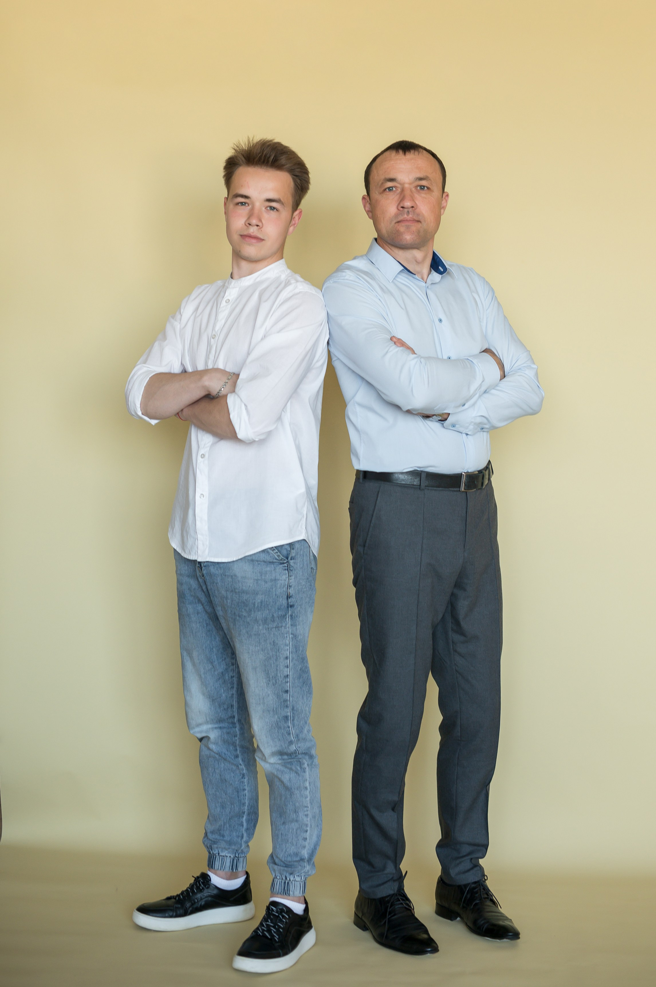 Семейная фотосессия в студии. Семейный и детский фотограф в Минске Надежда Савицкая