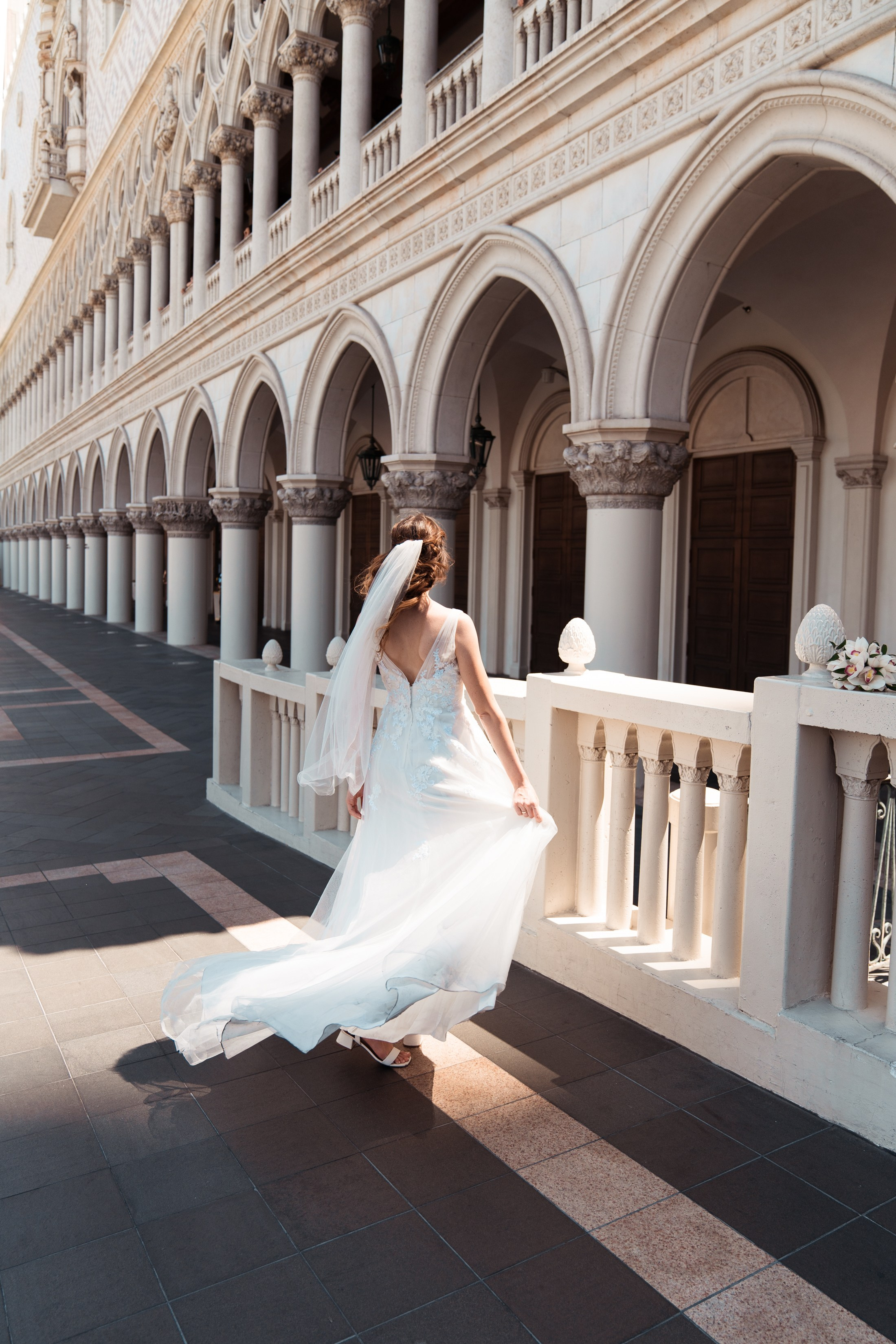 Anastasia&Luka. Wedding & elopement photographer Viktoriya Kravtsov. Las Vegas