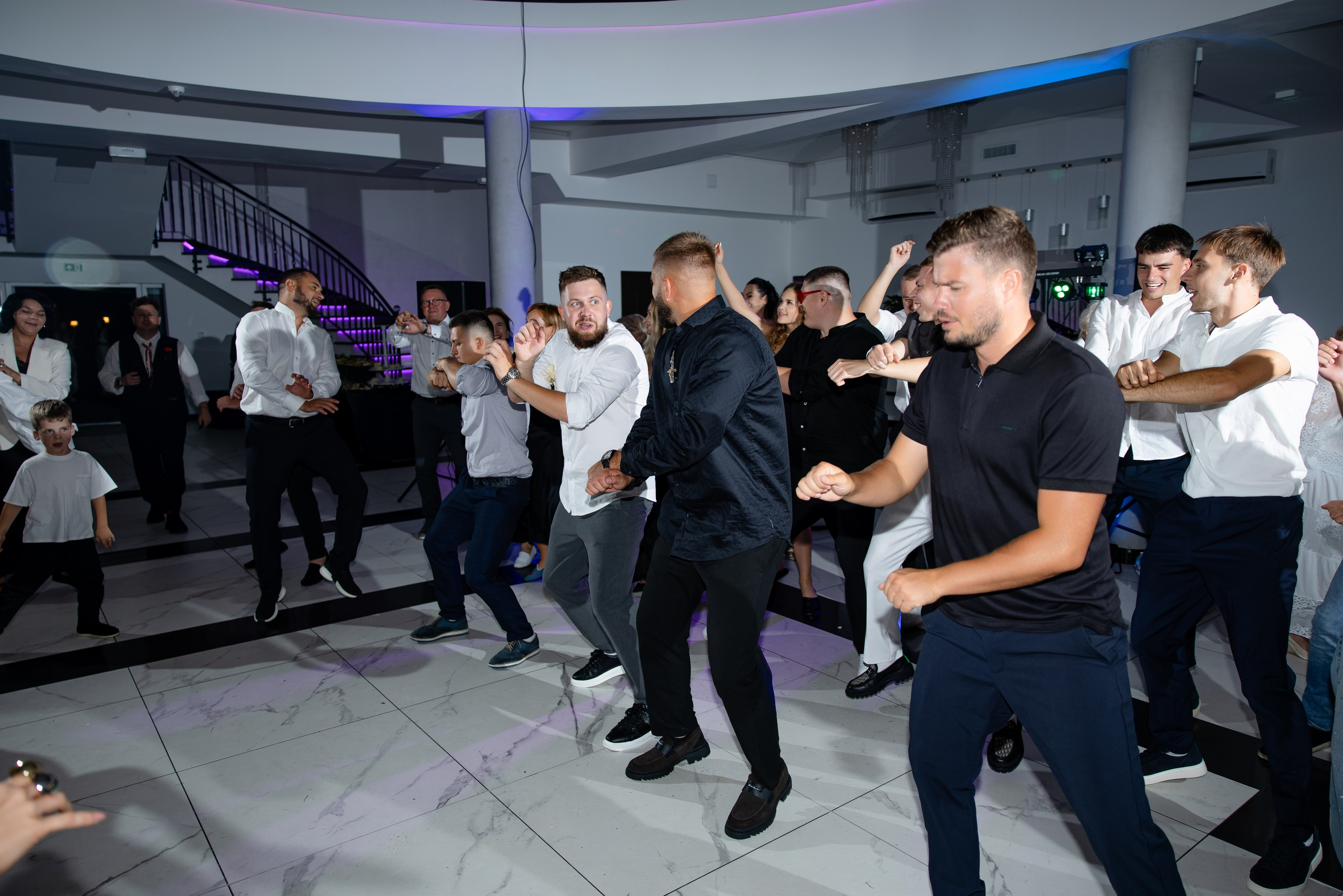 Артур + Анастасія. Весільний, сімейний фотограф Варшава