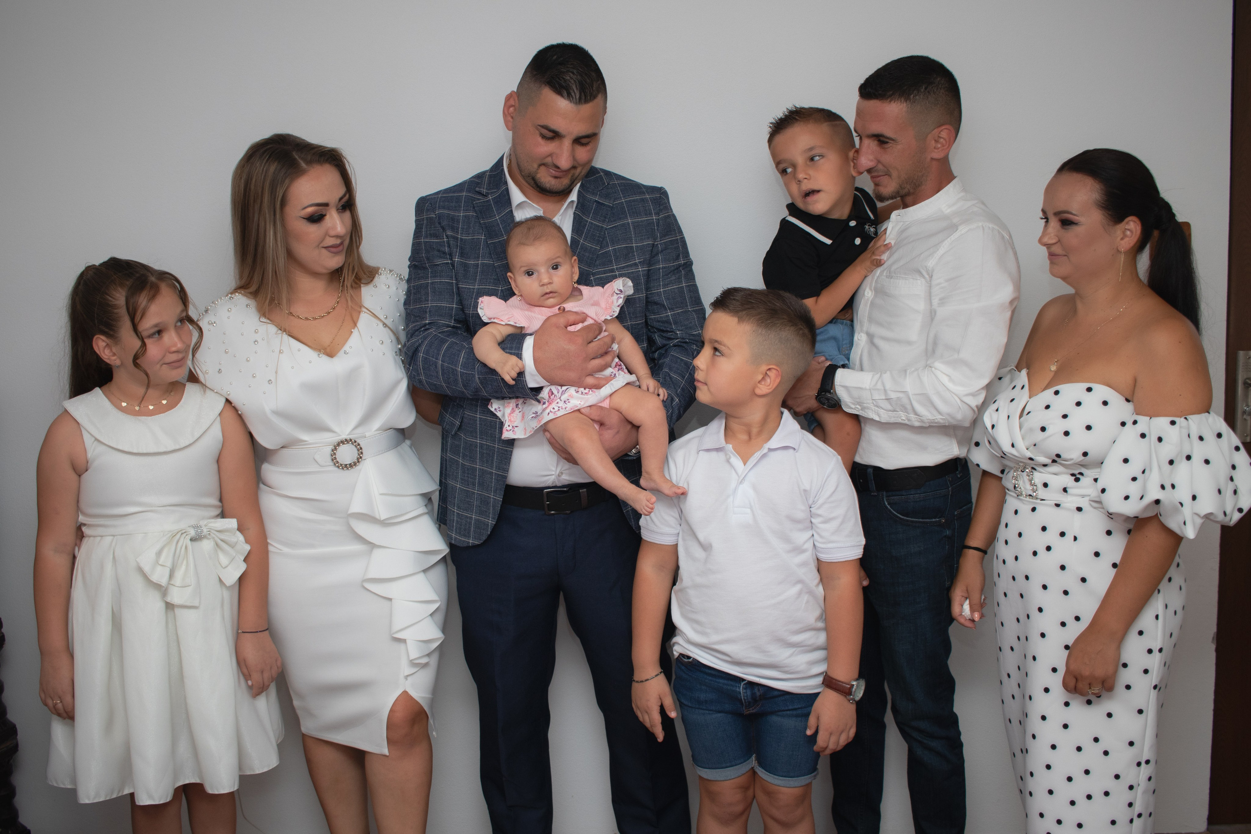 Ariana. Fotograf si videograf — evenimente si studio