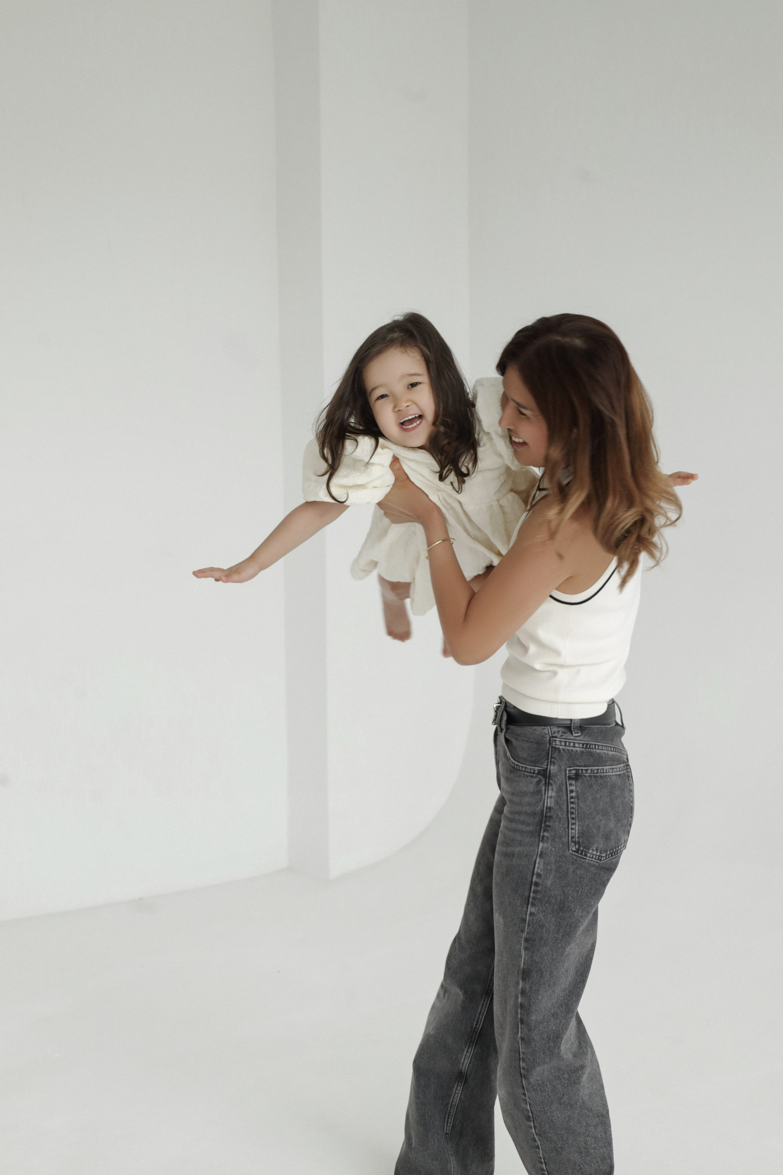 Семья. Ellaya.ph