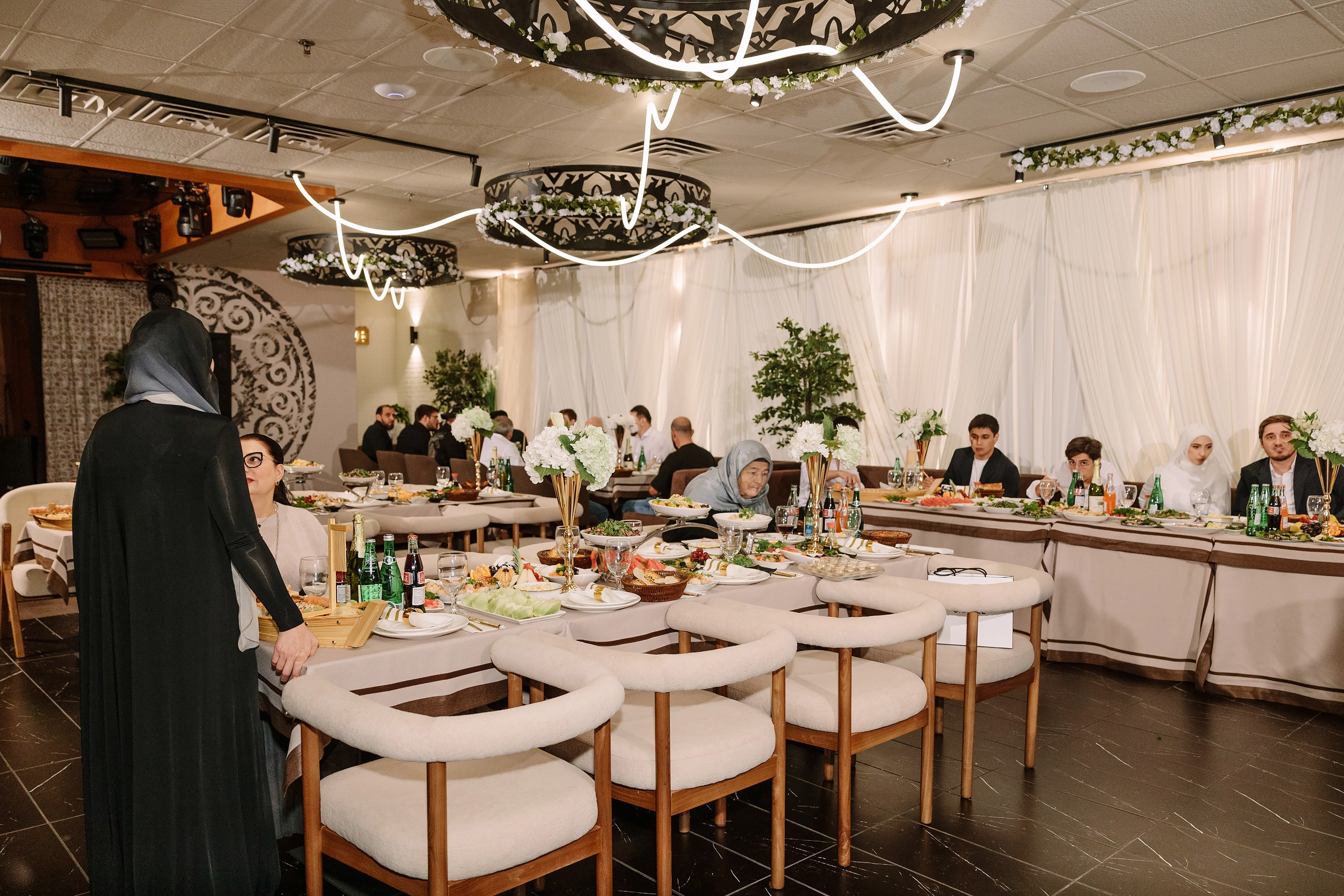 06.10.2024 Wedding Party. Wedding family event photographer in Chicago Nick Yushevich