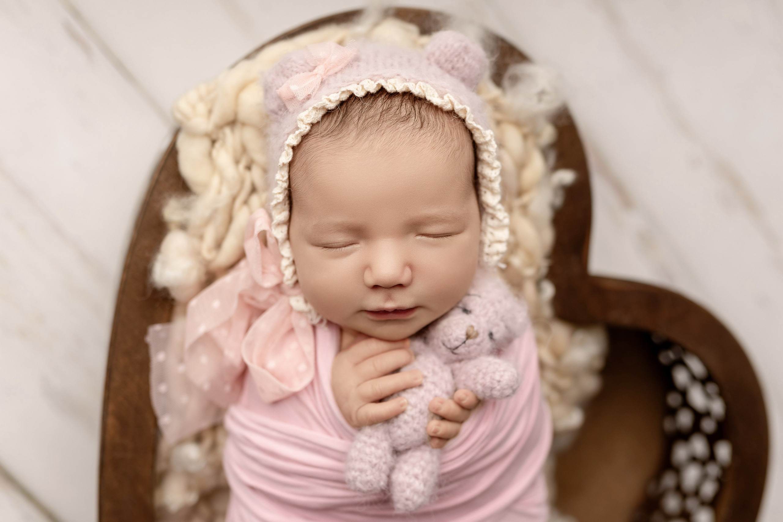 Esu Aleksandra naujagimių ir kudikių fotografė iš Vilniaus