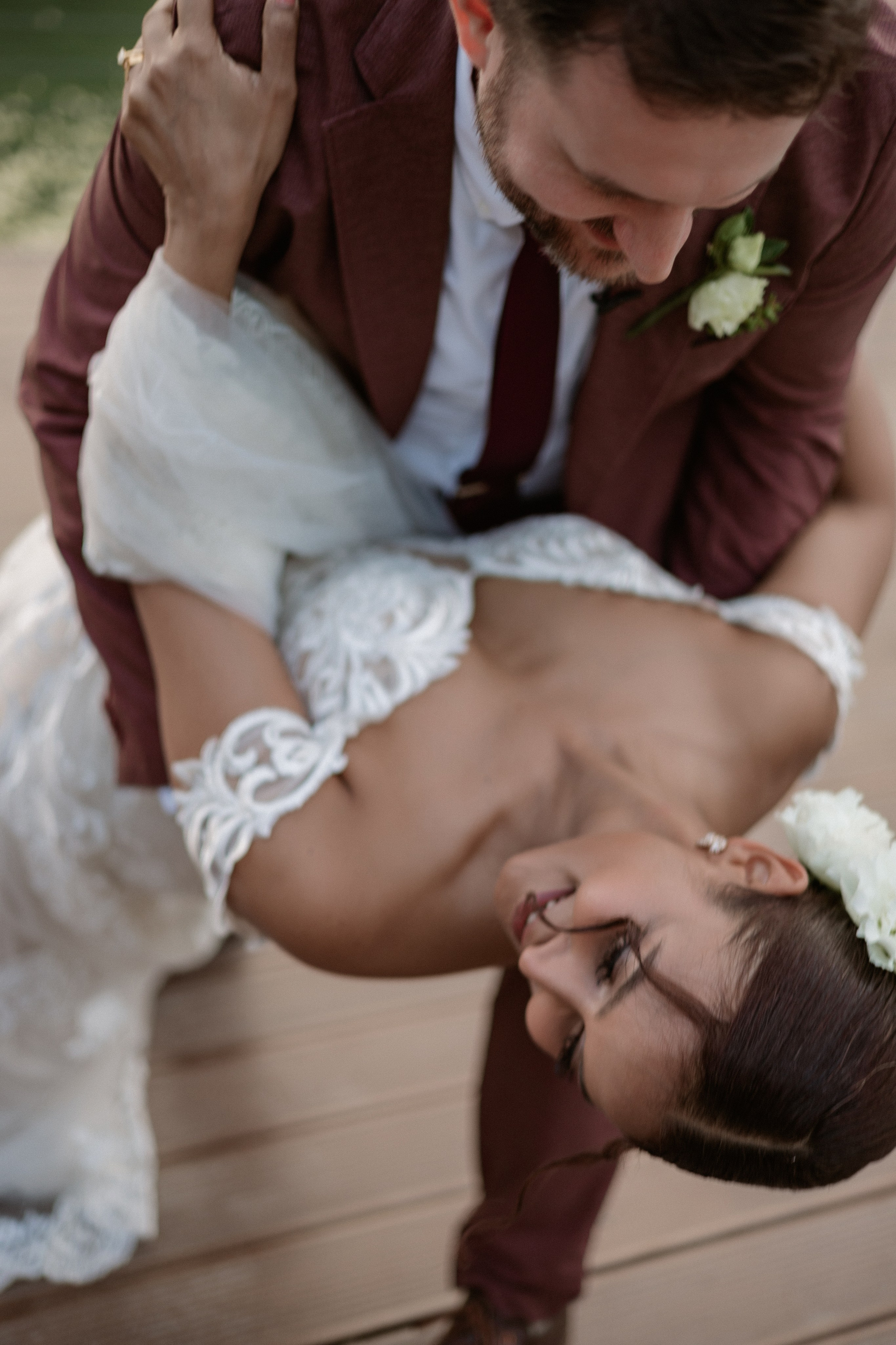 Thesakaya and Kevin. Photographer Anna Nazarenko