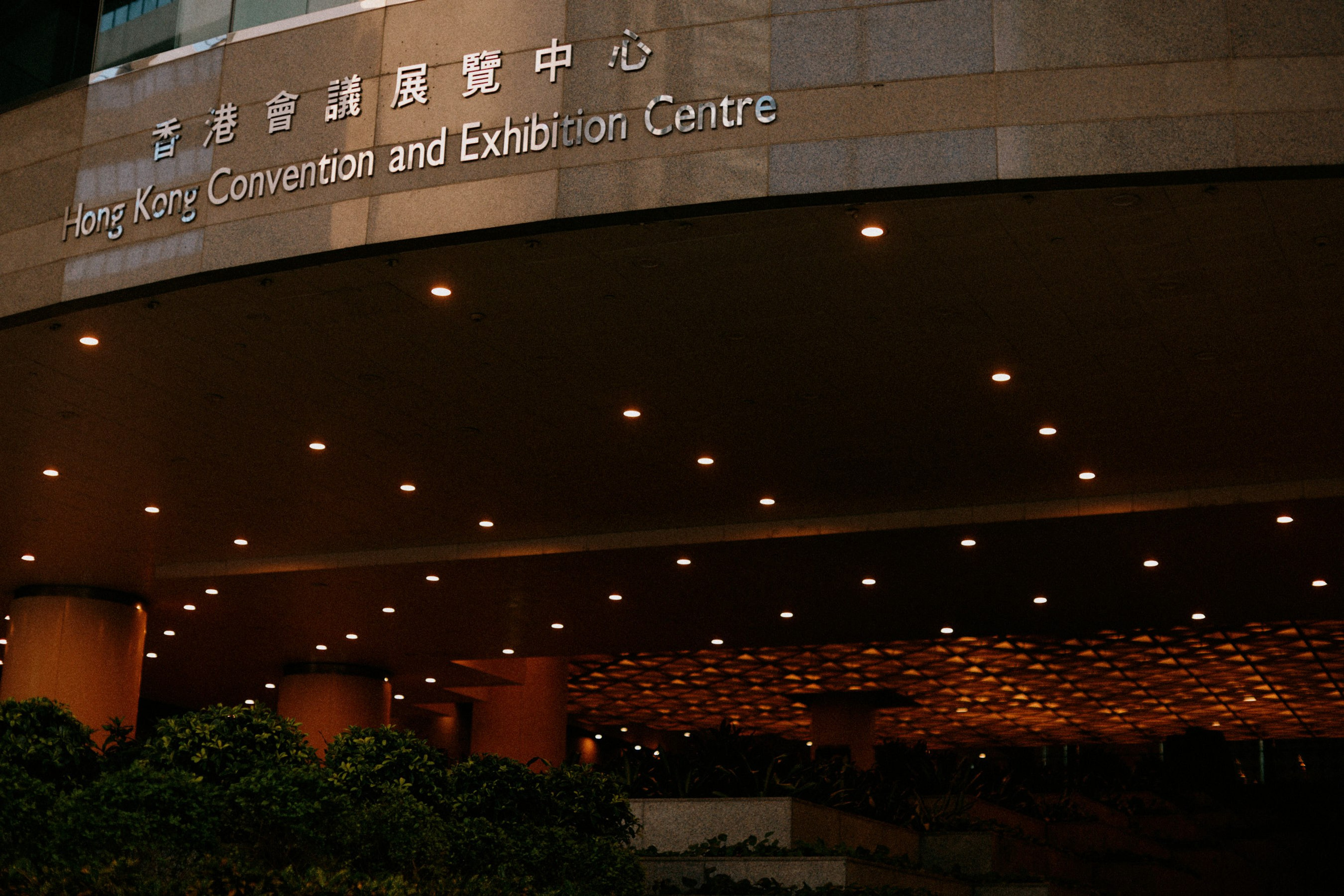 Urban city. Location131 | Vancouver Photographer for Fashion, Portraits, Events and More Across Canada| YVR — Vlad Li