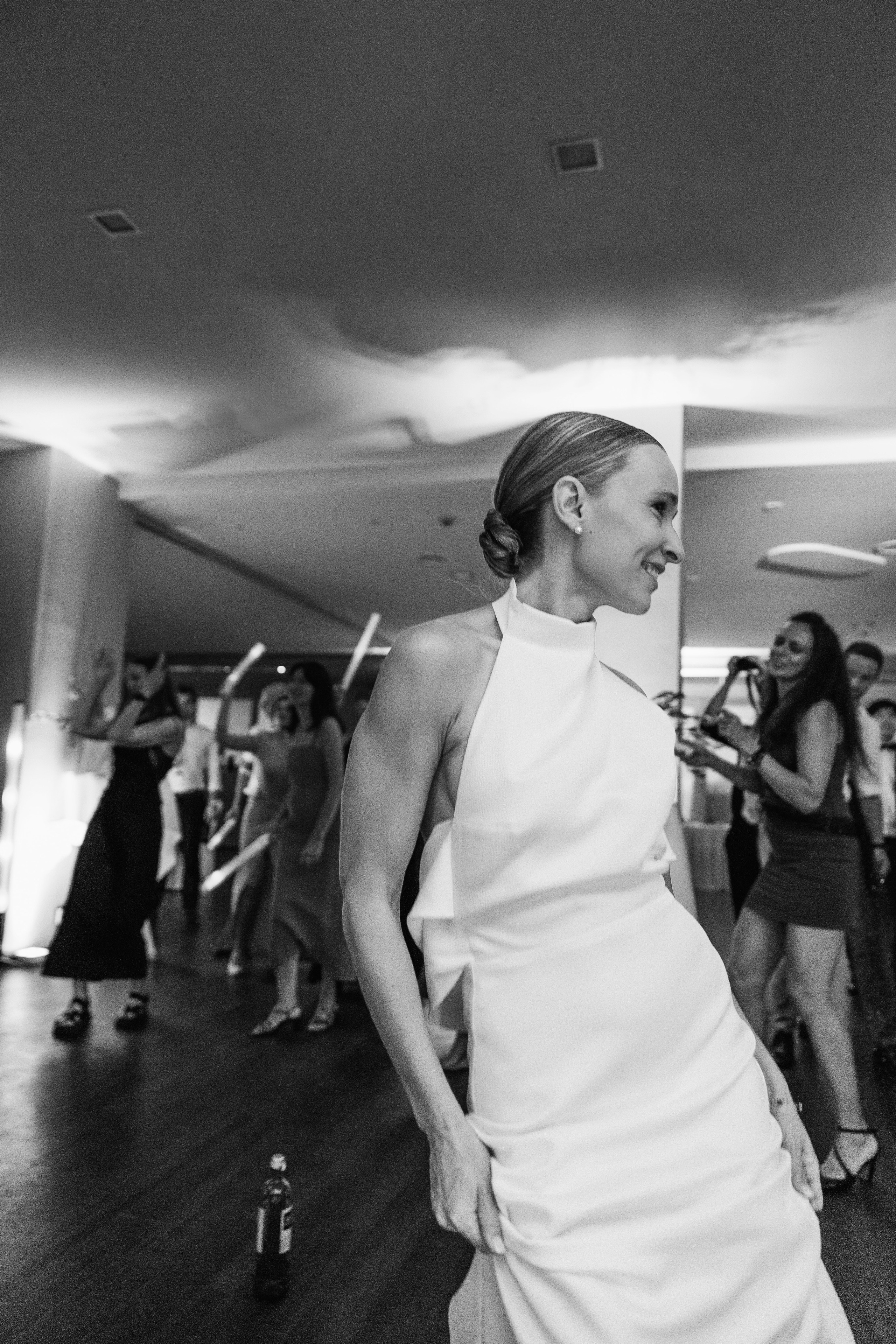 Romantic wedding photography in Denmark – timeless seaside memories