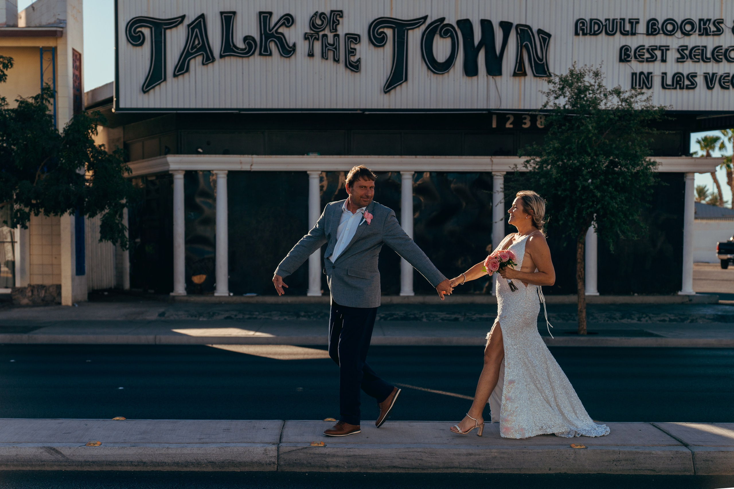 Sandra&Steffen. Renewal vows. Wedding & elopement photographer Viktoriya Kravtsov. Las Vegas