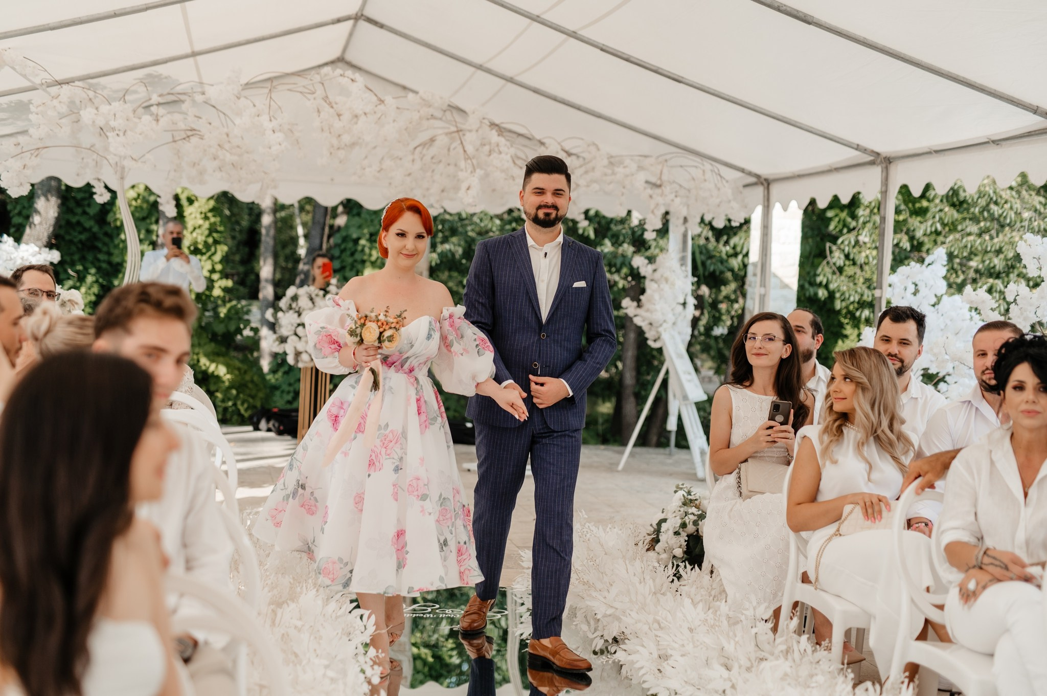 Ceremonia civila in Gradina Botanica Iasi. Proud Vision Weddings | Wedding Photography & Film — Servicii profesionale Foto Video Nunta Iasi