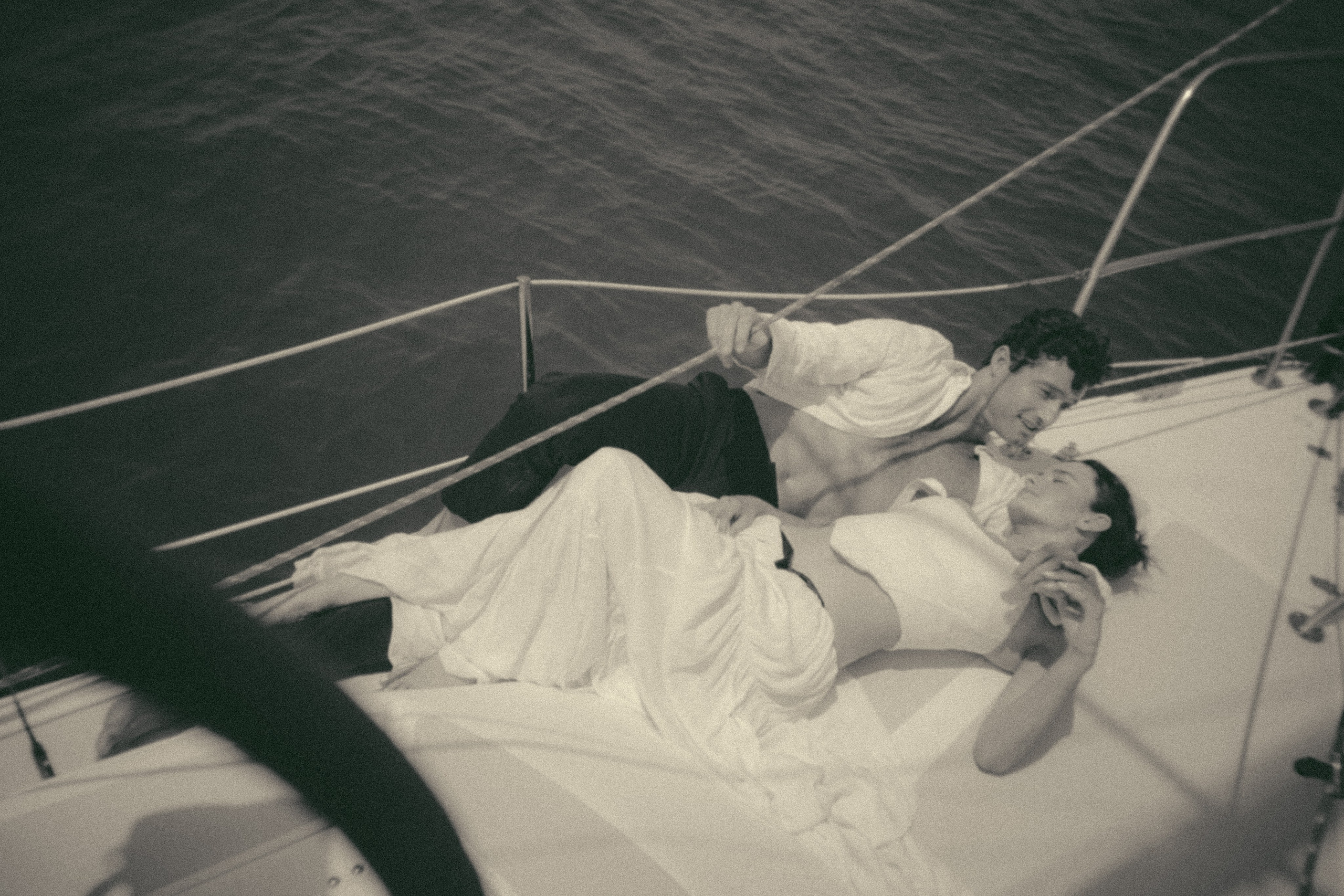 Love on the boat. Main