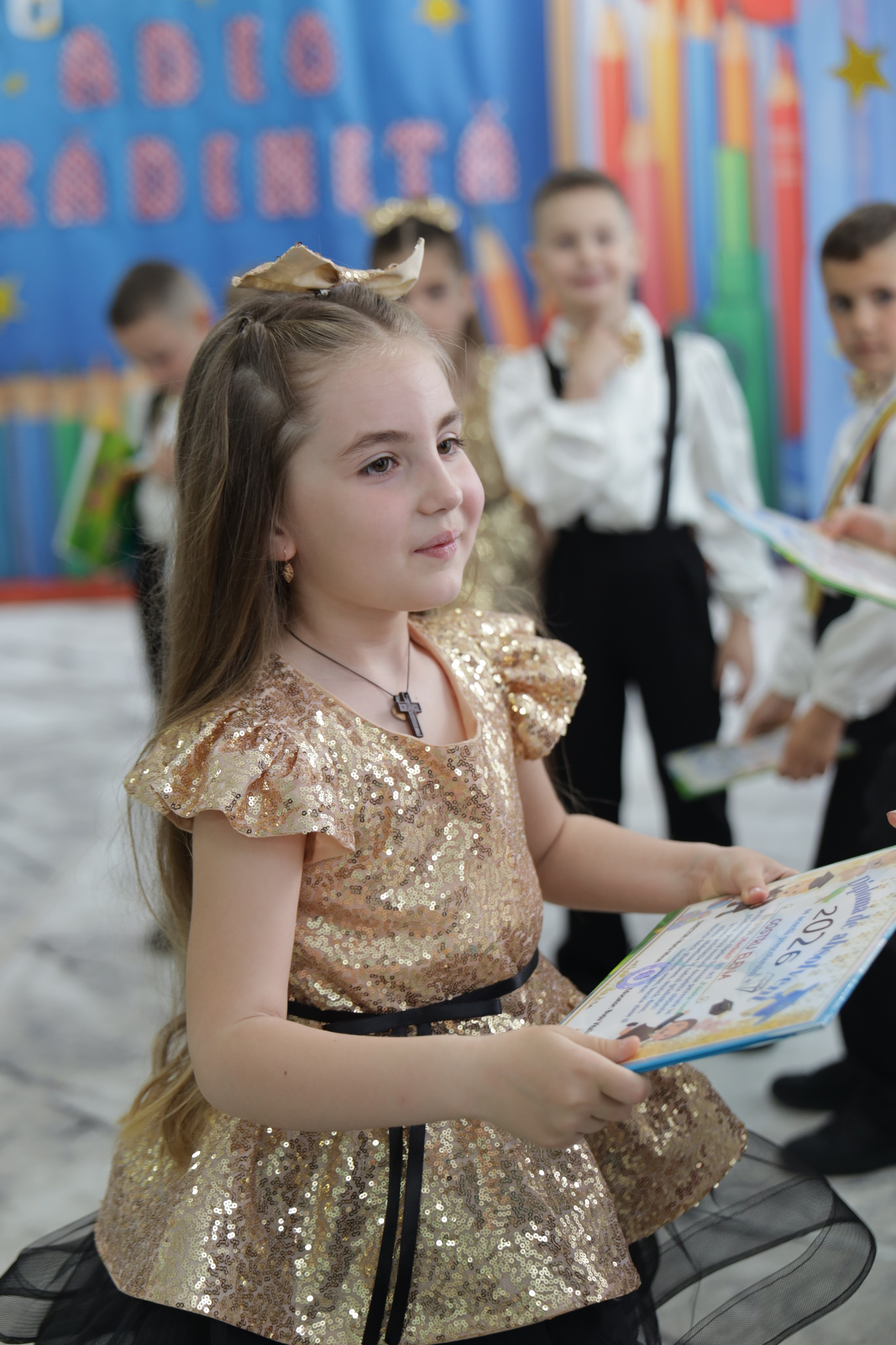 O filă de copilărie.... Alika Dia- Fotograf în Republica Moldova, Strășeni