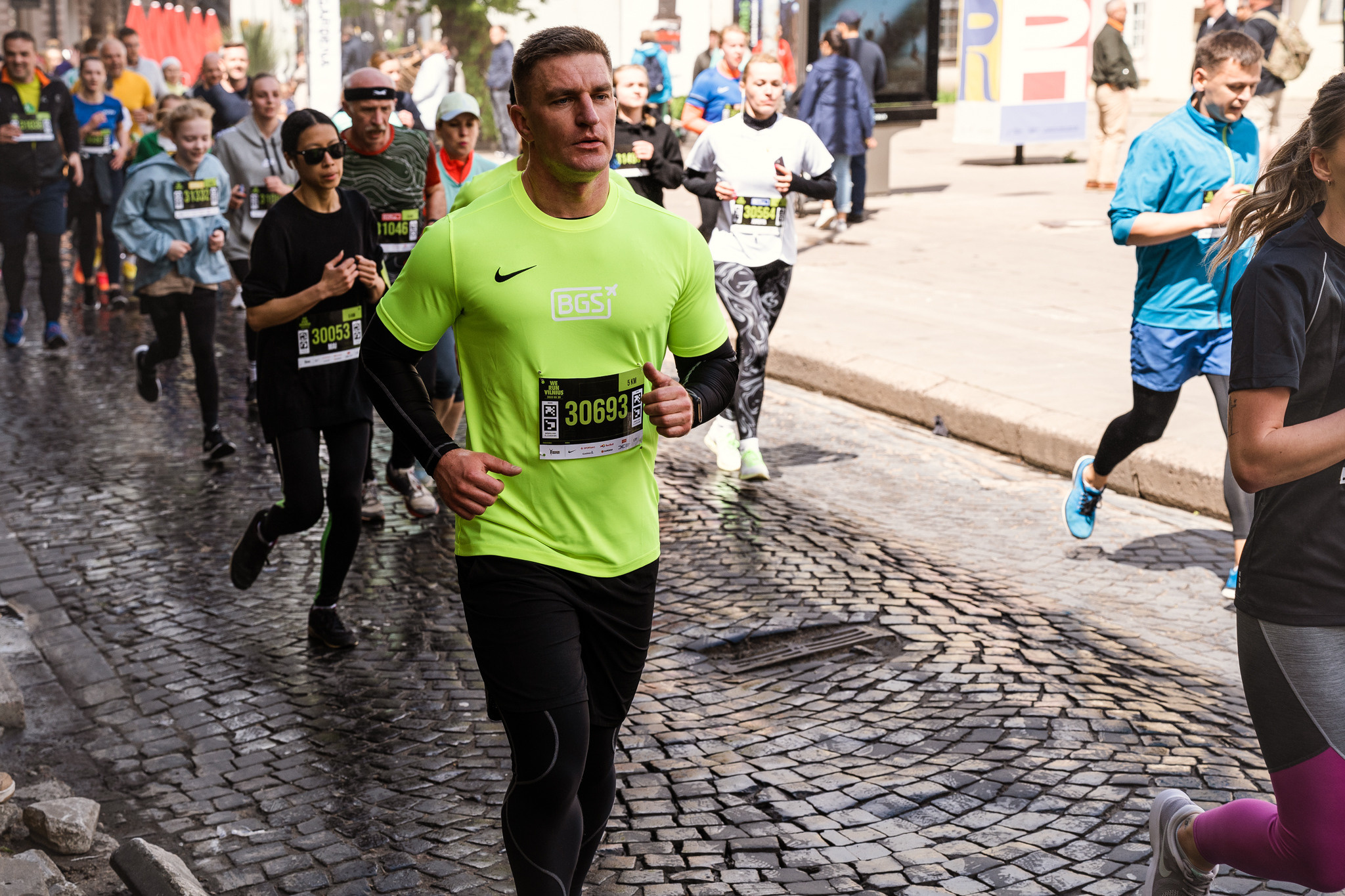 WE RUN VILNIUS 2022. OnePIXEL