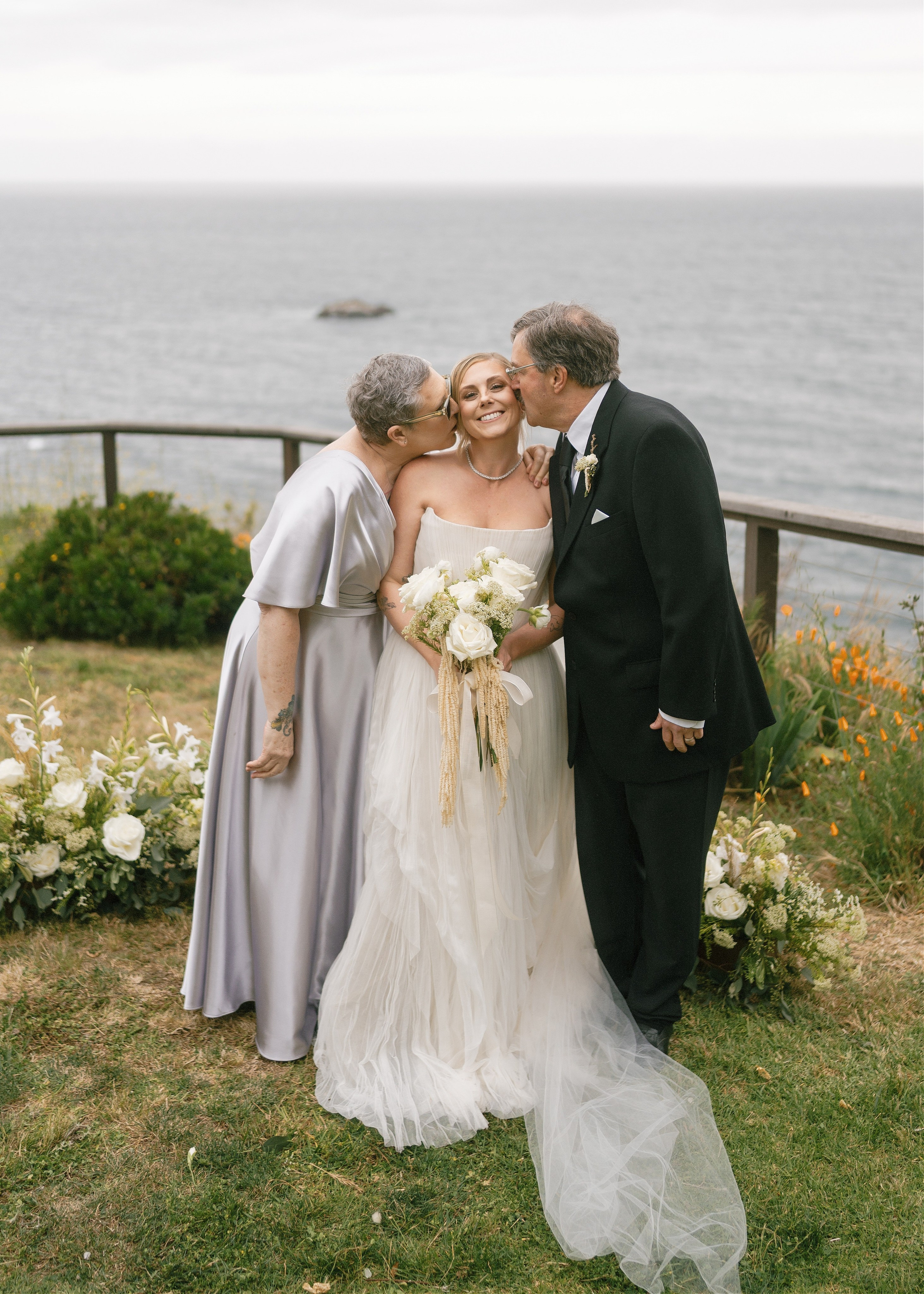 Wedding photographer Big Sur. Wedding Photography & Videography Team in California, Los Angeles, San Francisco, San Diego and Travel