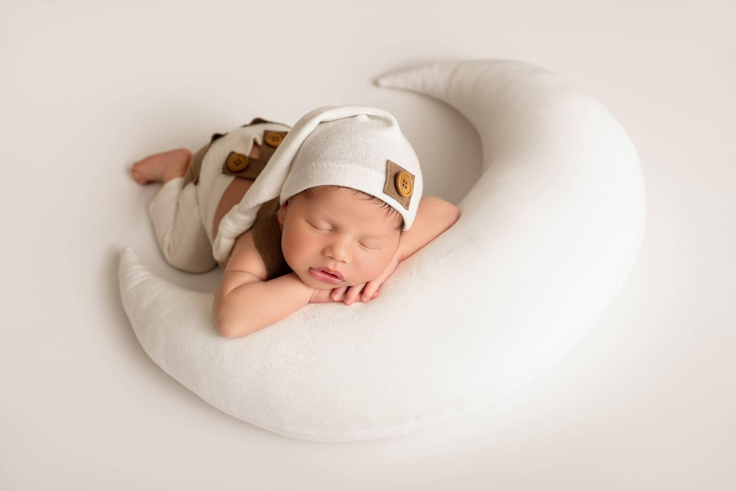 Newborn. Newborn photographer Sacramento