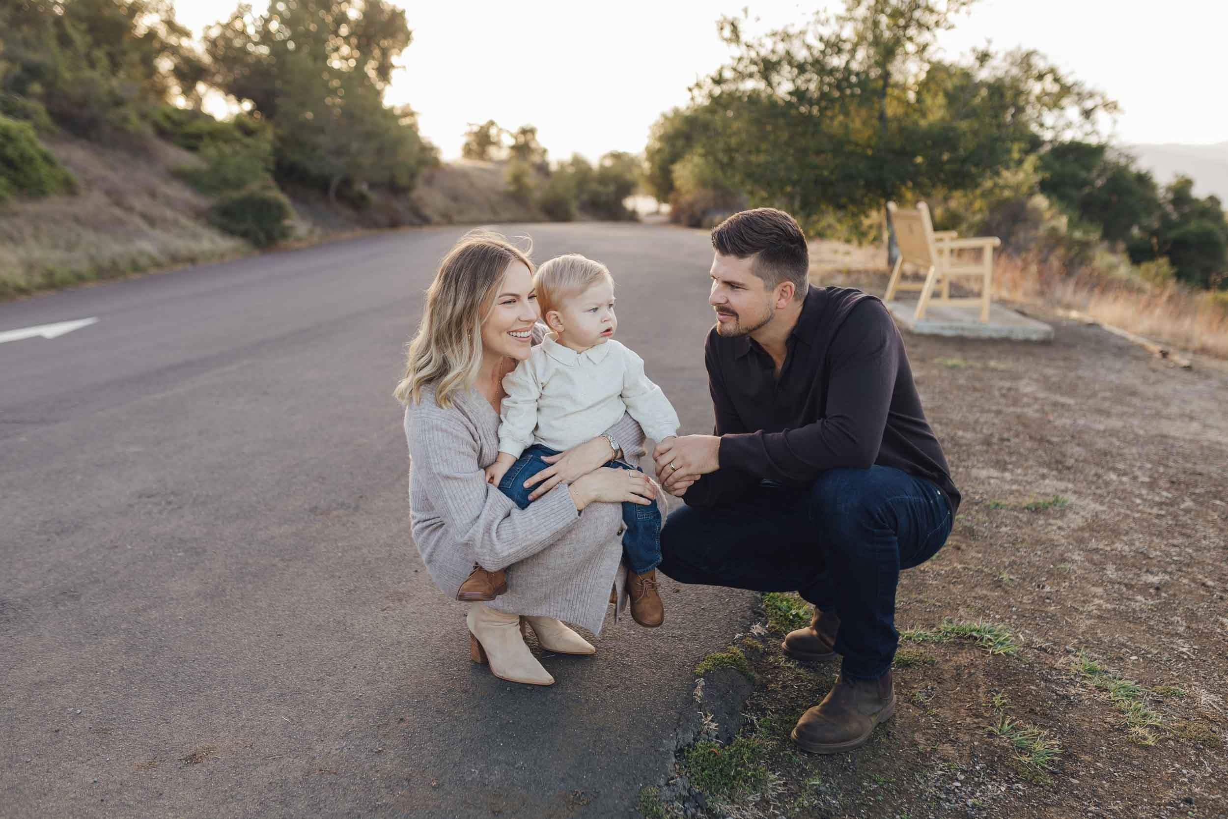 Foothill Nature Preserve Maternity & Family Photographer | Palo Alto, CA. Maternity, newborn photographer in the Bay Area|Iryna Rakivnenko