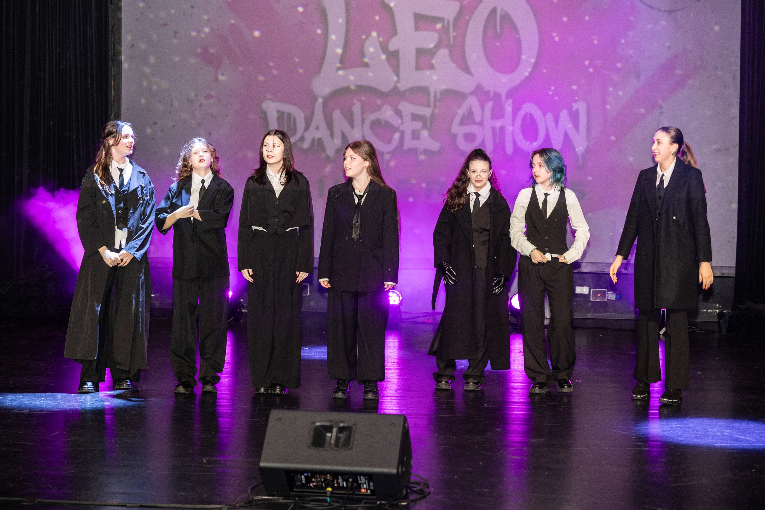 LEO DANCE SHOW WINTER 2025. Семейный и детский фотограф в Варшаве Мила Бобровская