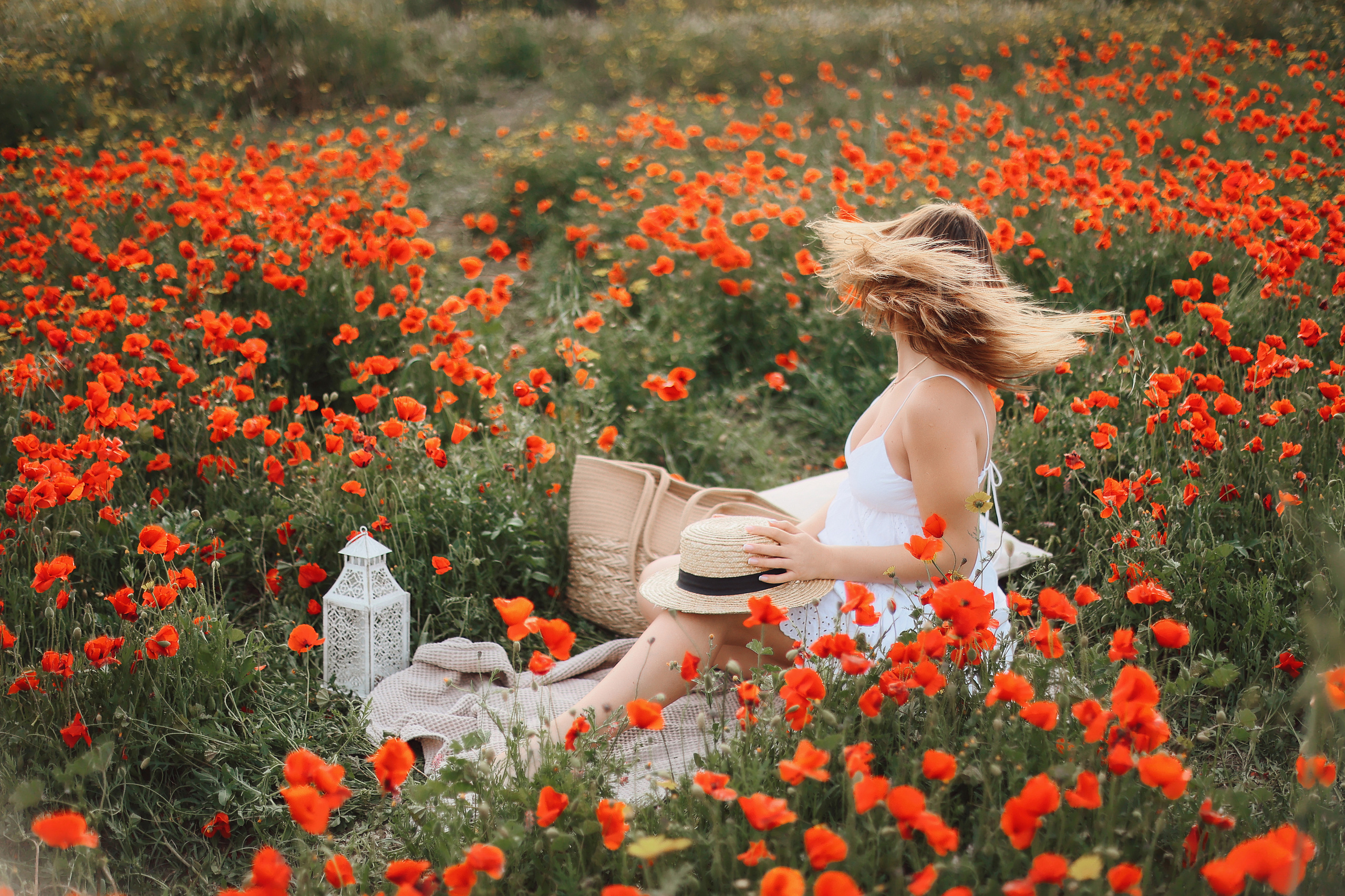 Фотосессия в маках. Апрель, 2023,. Kipriotka. Ваш фотограф на Кипре (Айя-Напа, Протарас)