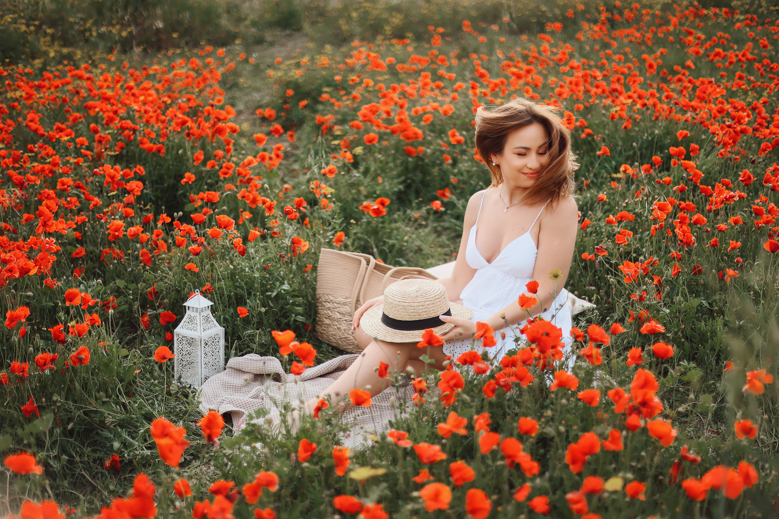 Фотосессия в маках. Апрель, 2023,. Kipriotka. Ваш фотограф на Кипре (Айя-Напа, Протарас)