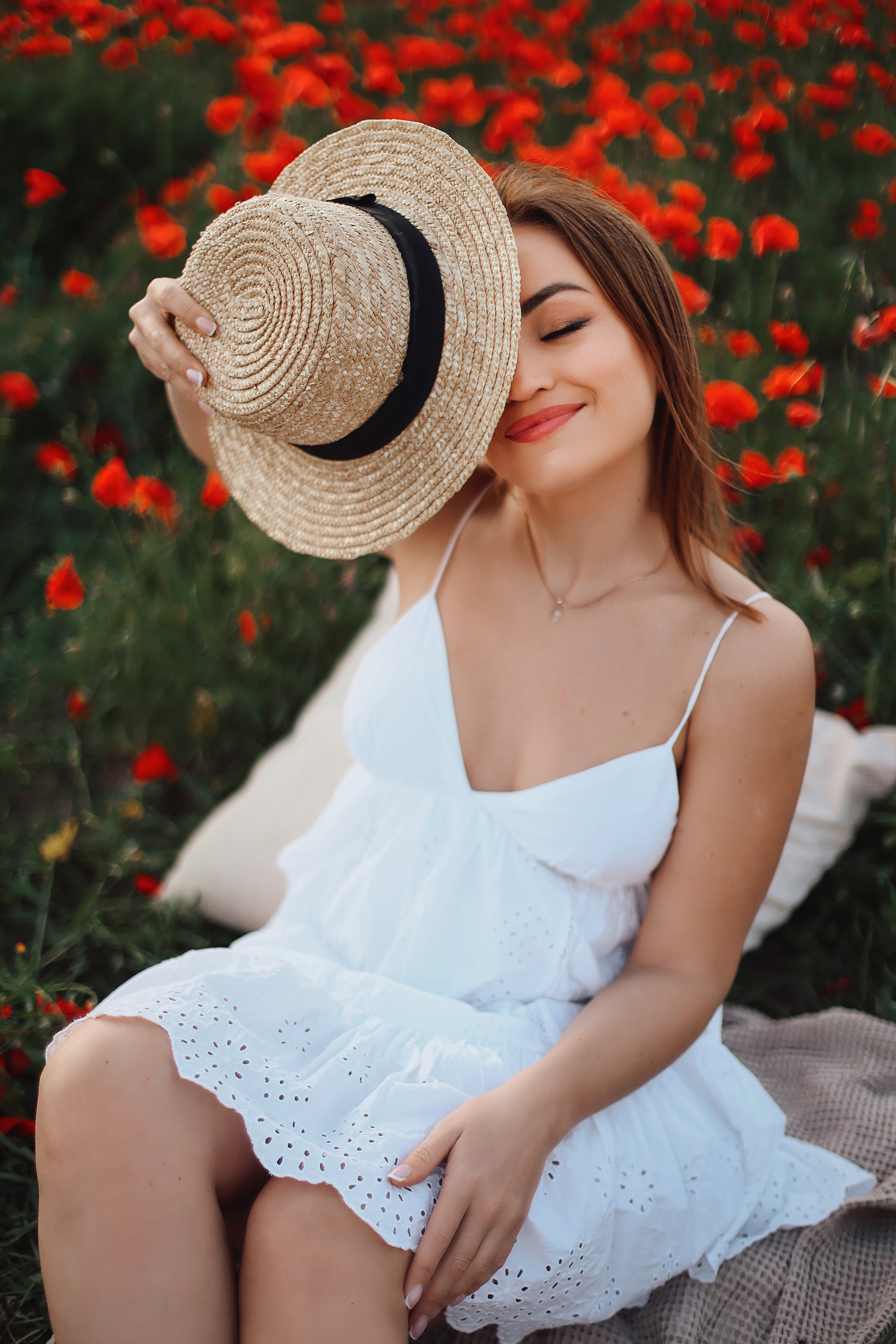 Фотосессия в маках. Апрель, 2023,. Kipriotka. Ваш фотограф на Кипре (Айя-Напа, Протарас)