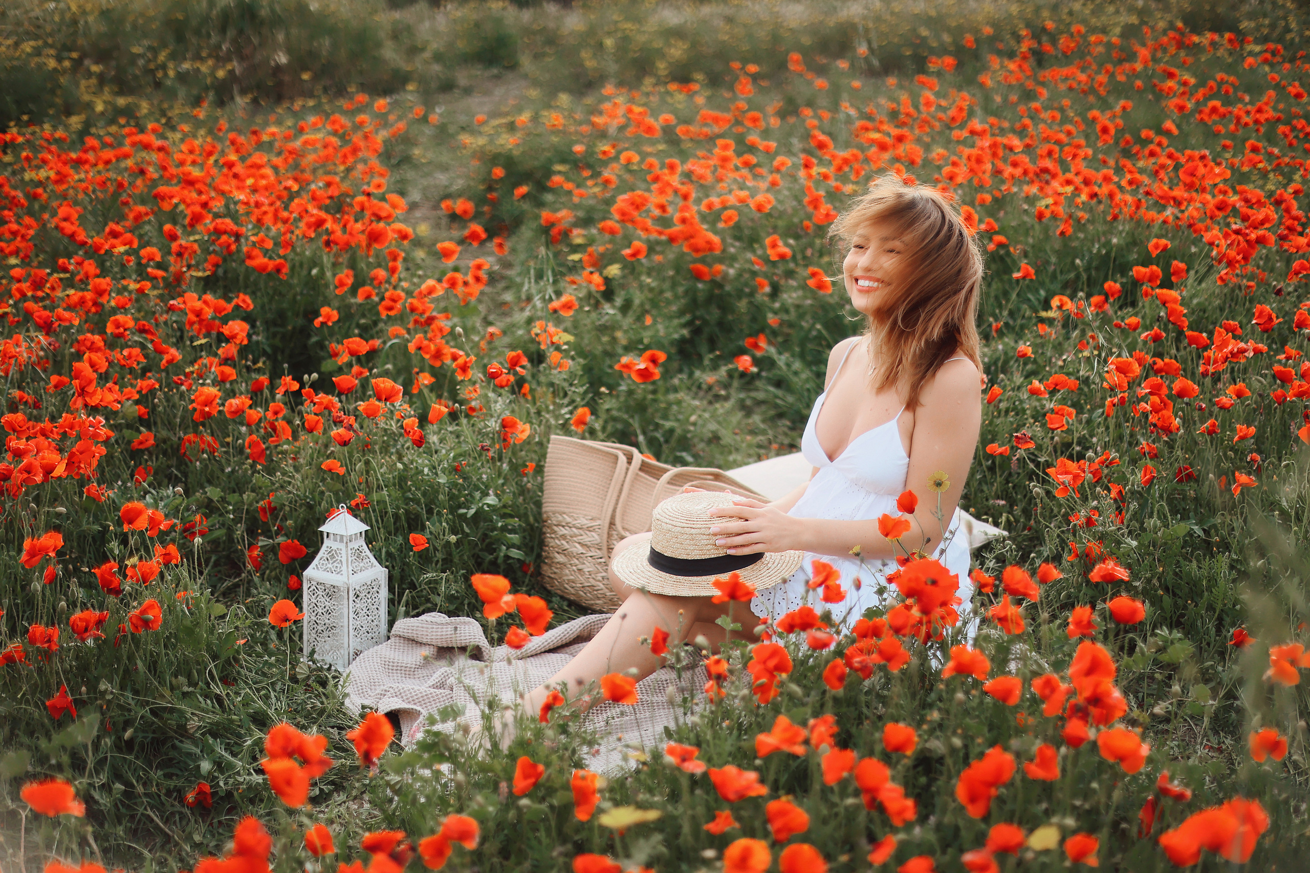 Фотосессия в маках. Апрель, 2023,. Kipriotka. Ваш фотограф на Кипре (Айя-Напа, Протарас)