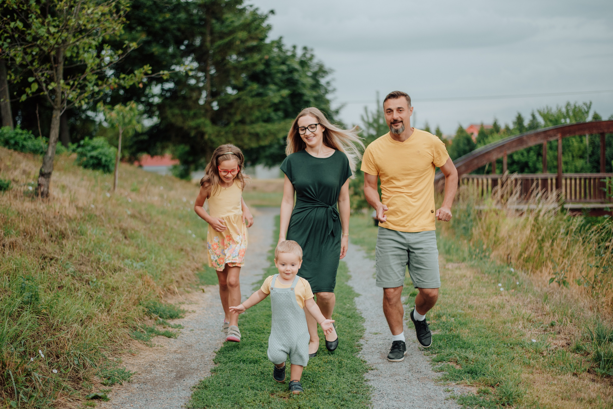 Hanka and family. Lifestyle, wedding and family photographer