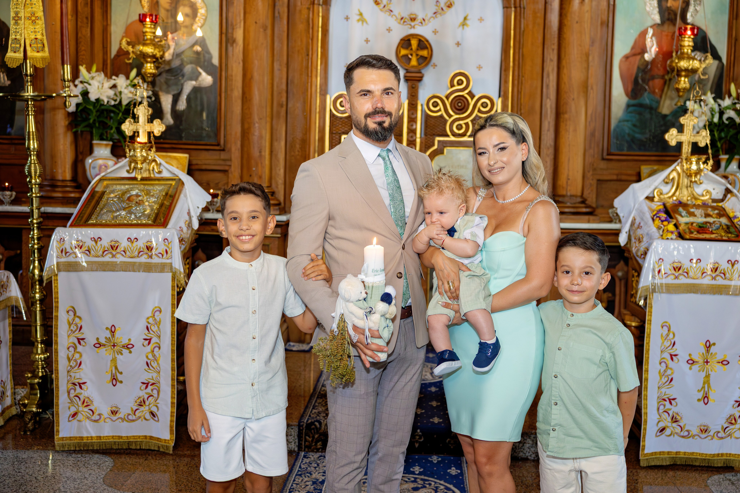 Eric Ionut. Moments By Gub