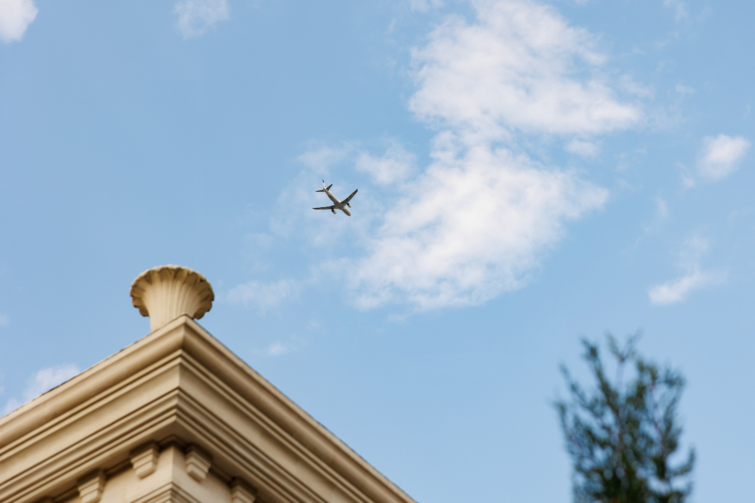 Eugen & Livia — Grand Elysee — Wedding Day. Servicii Foto și Video 067188353