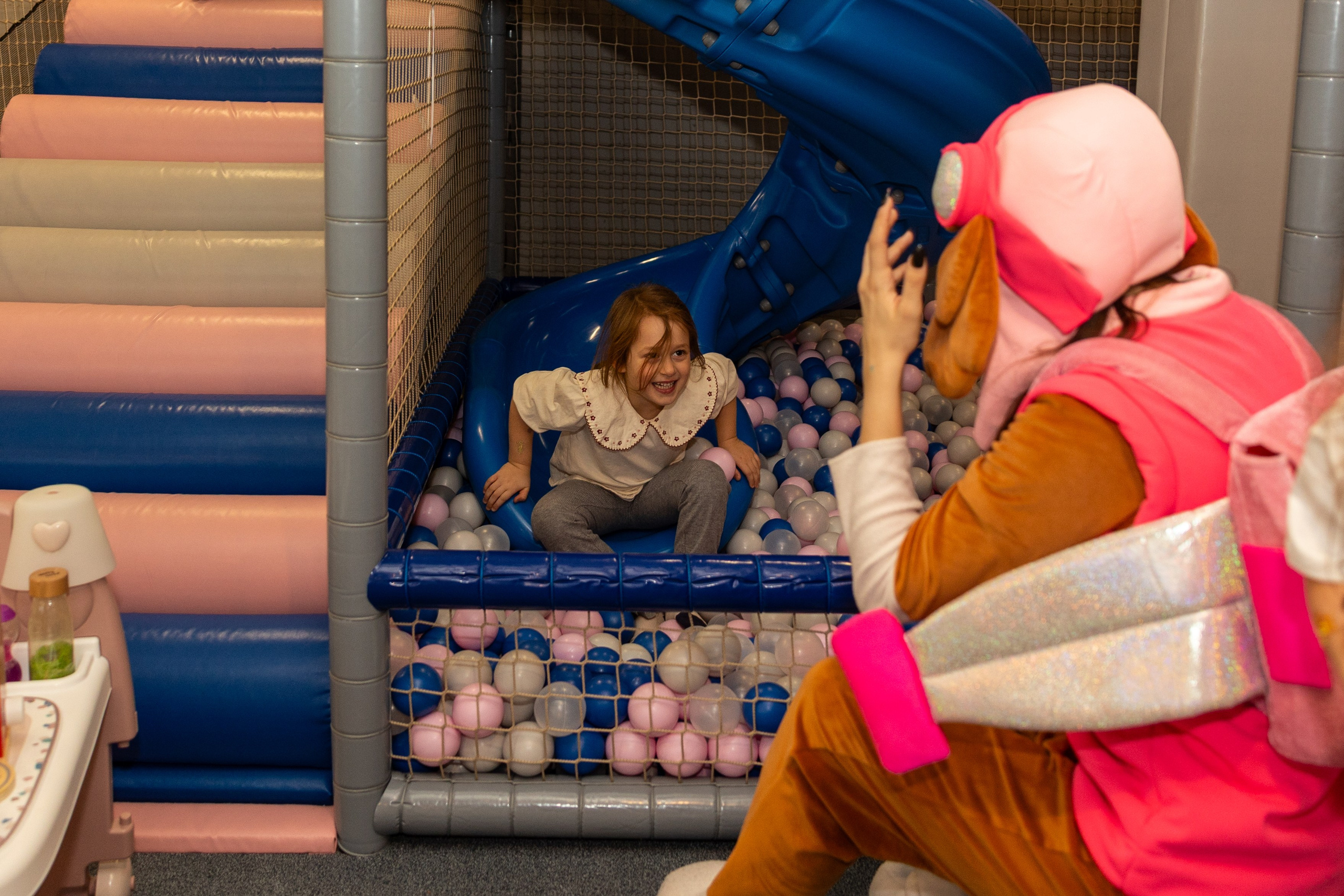 День рождения Артёма 24 января 2026 года. Семейный и детский фотограф в Варшаве Мила Бобровская