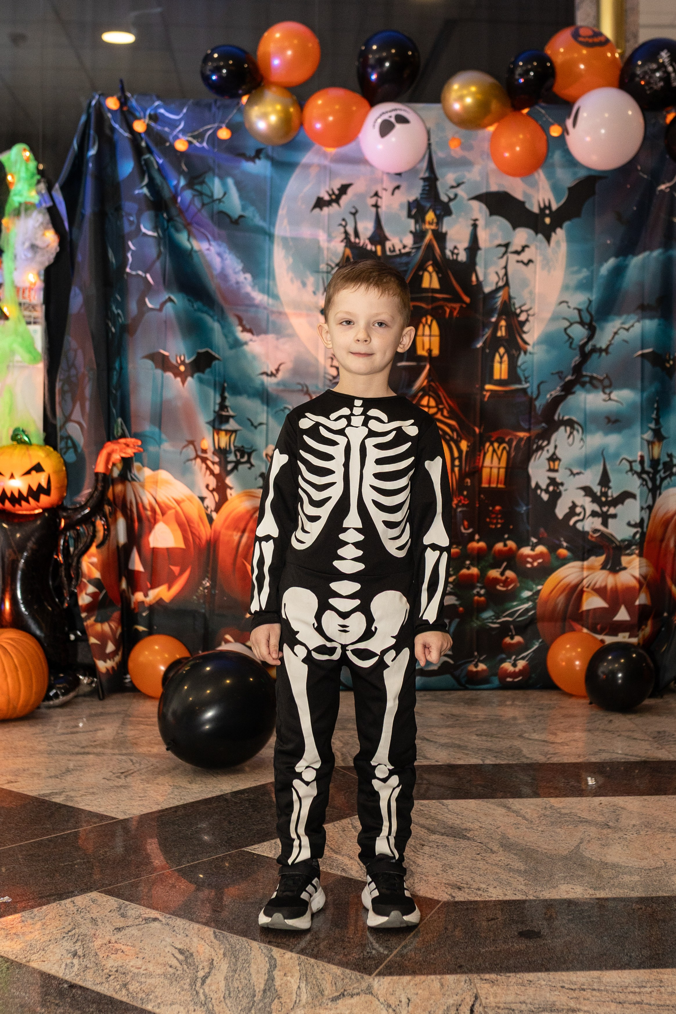 Leo dance studio Helloween 2025. Семейный и детский фотограф в Варшаве Мила Бобровская