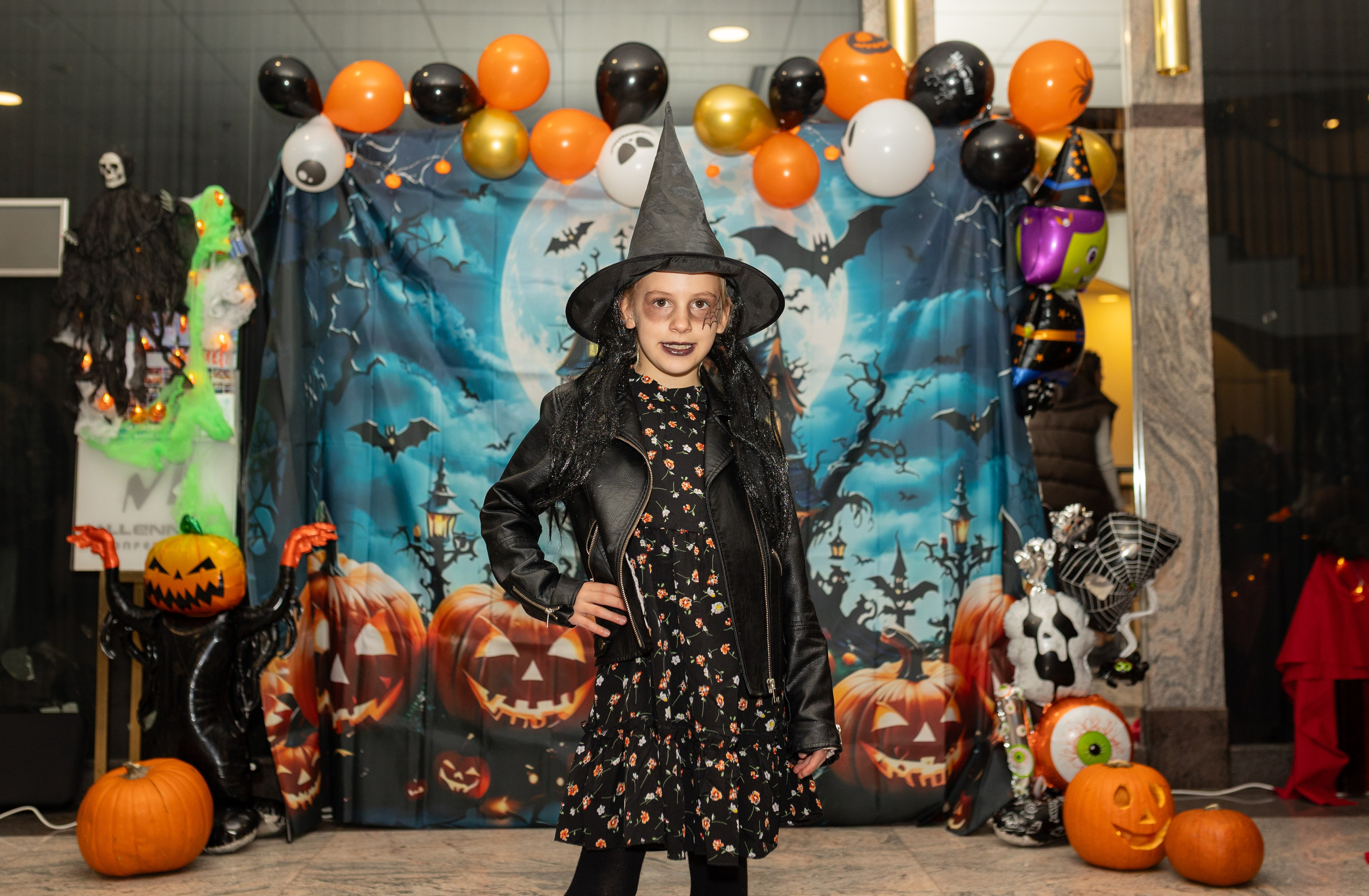 Leo dance studio Helloween 2025. Семейный и детский фотограф в Варшаве Мила Бобровская