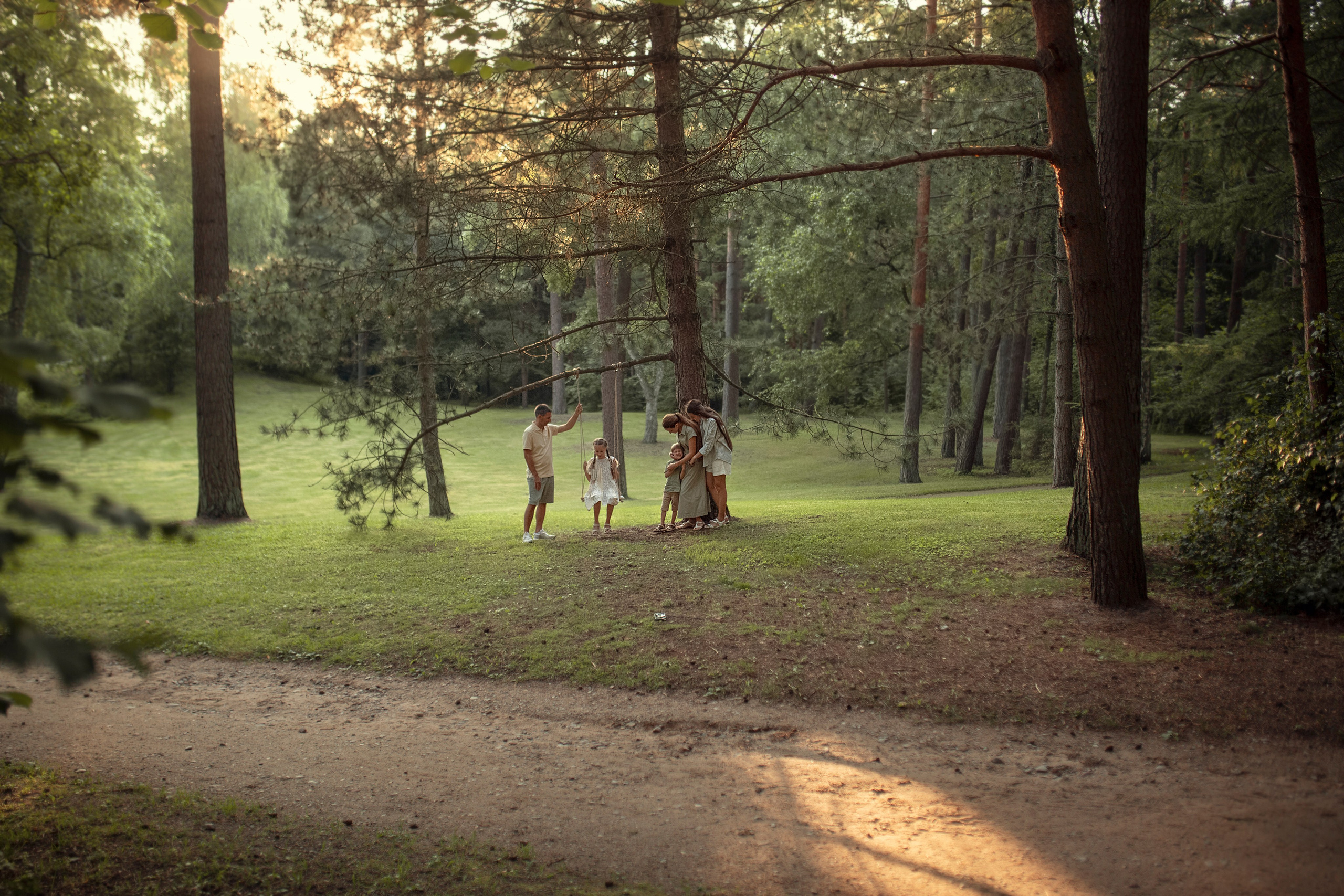 Наташа, Юра, Ксения, Лиза и Арсений 2025. Fotograf rodzinny i dziecięcy w Warszawie Mila Babrouskaya