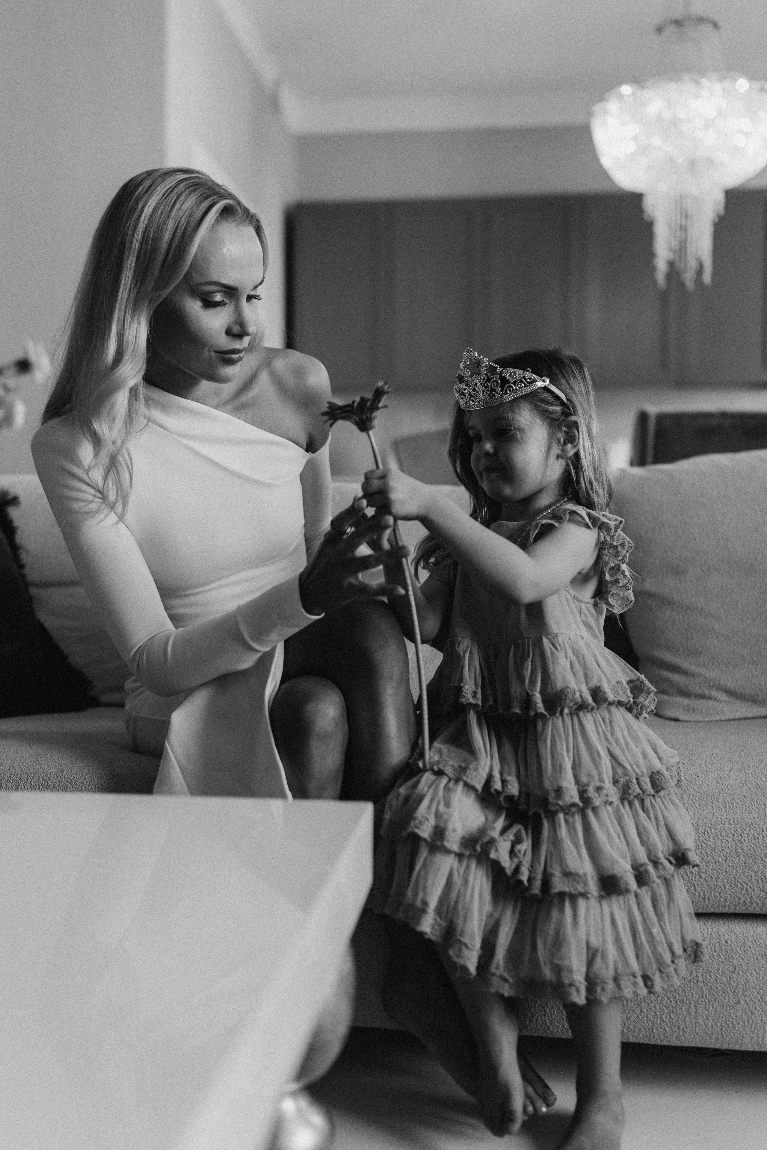 L&H. Wedding and potrait photographer in Helsinki Vickan O