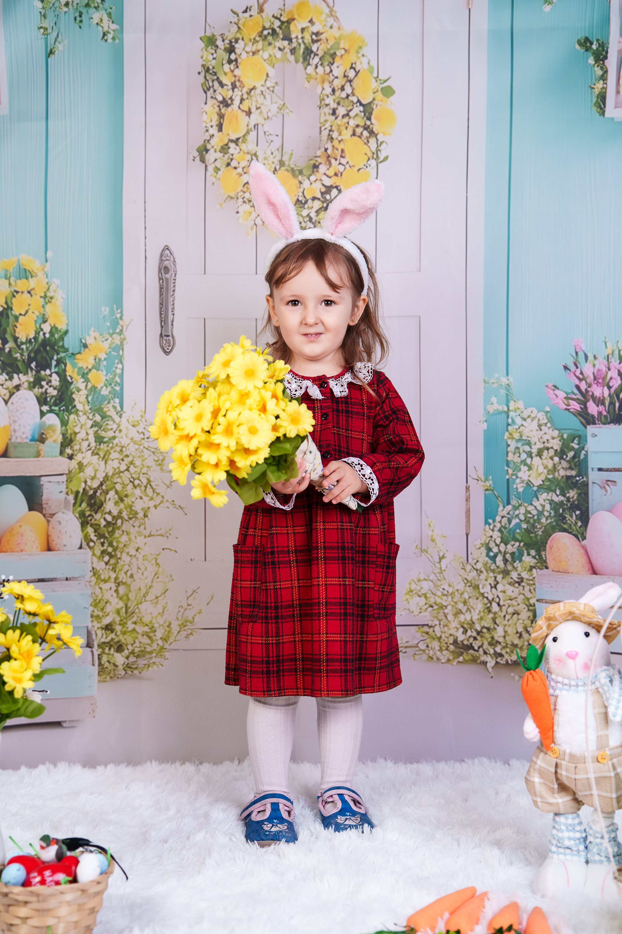 Sedinta foto Paste - Gradinita Miniterra. Liviu Andrei - Fotograf